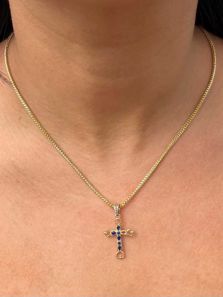Dije cruz con swarovski azul 1.7gr / Largo 3.2cm — Oro Amarillo