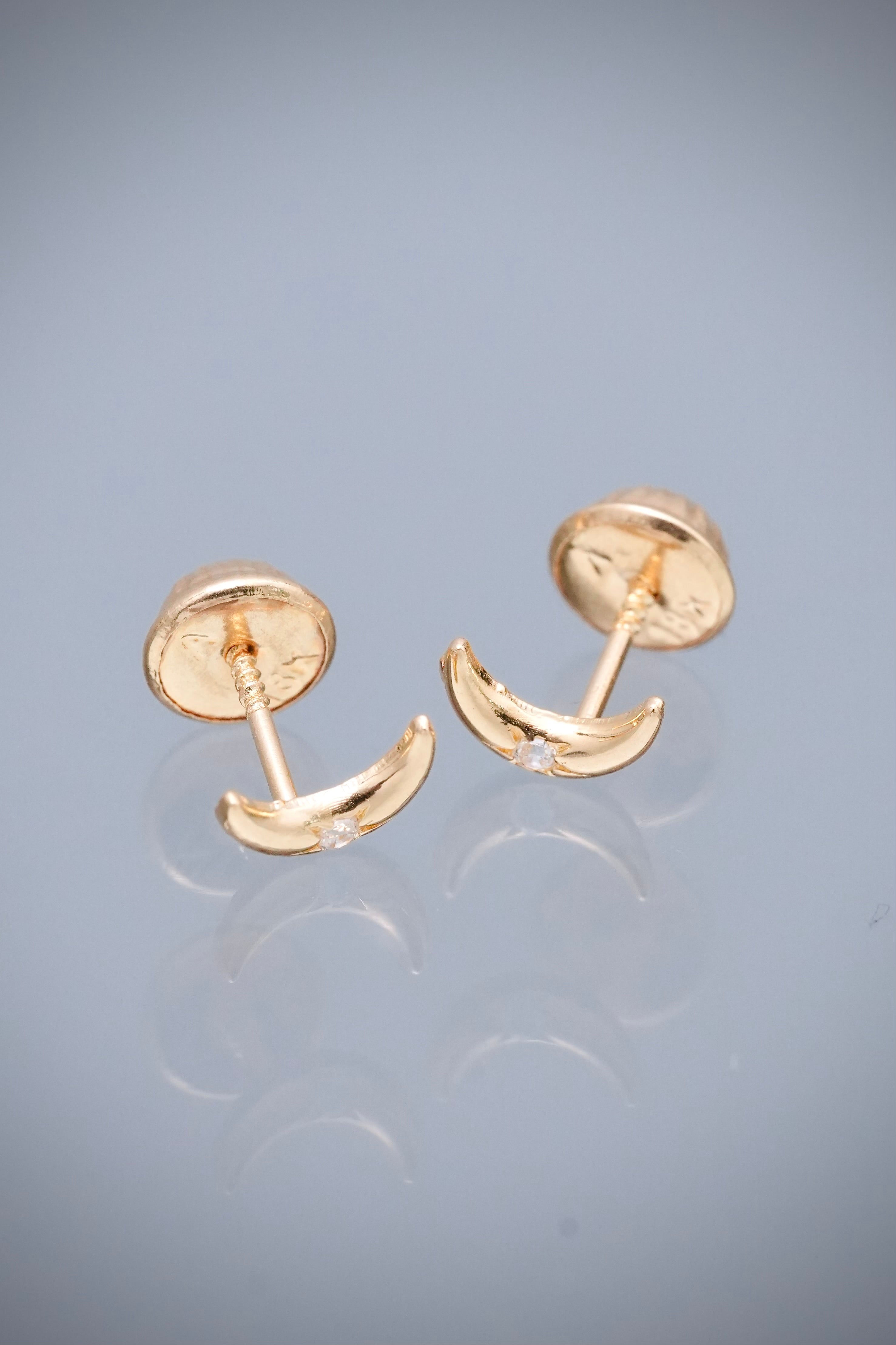 Topos luna con swarovski blanco 0.5gr / Largo 0.6cm — Oro Amarillo