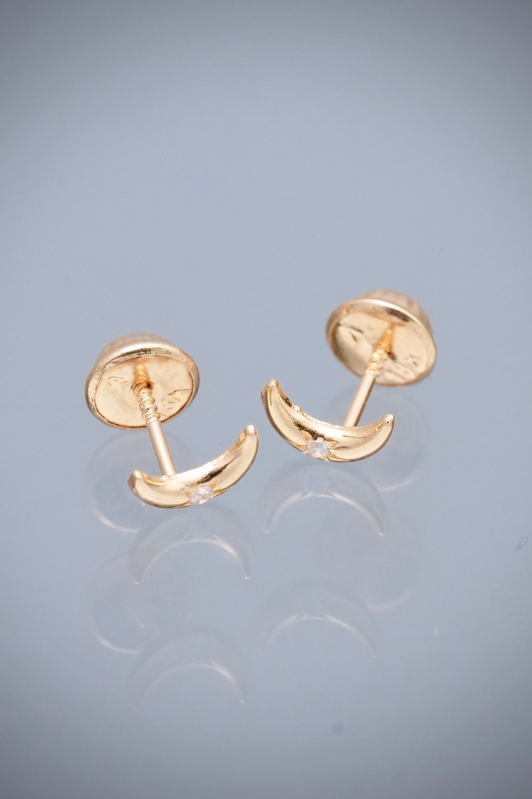 Topos luna con swarovski 0.5gr / Largo 0.6cm — Oro Amarillo