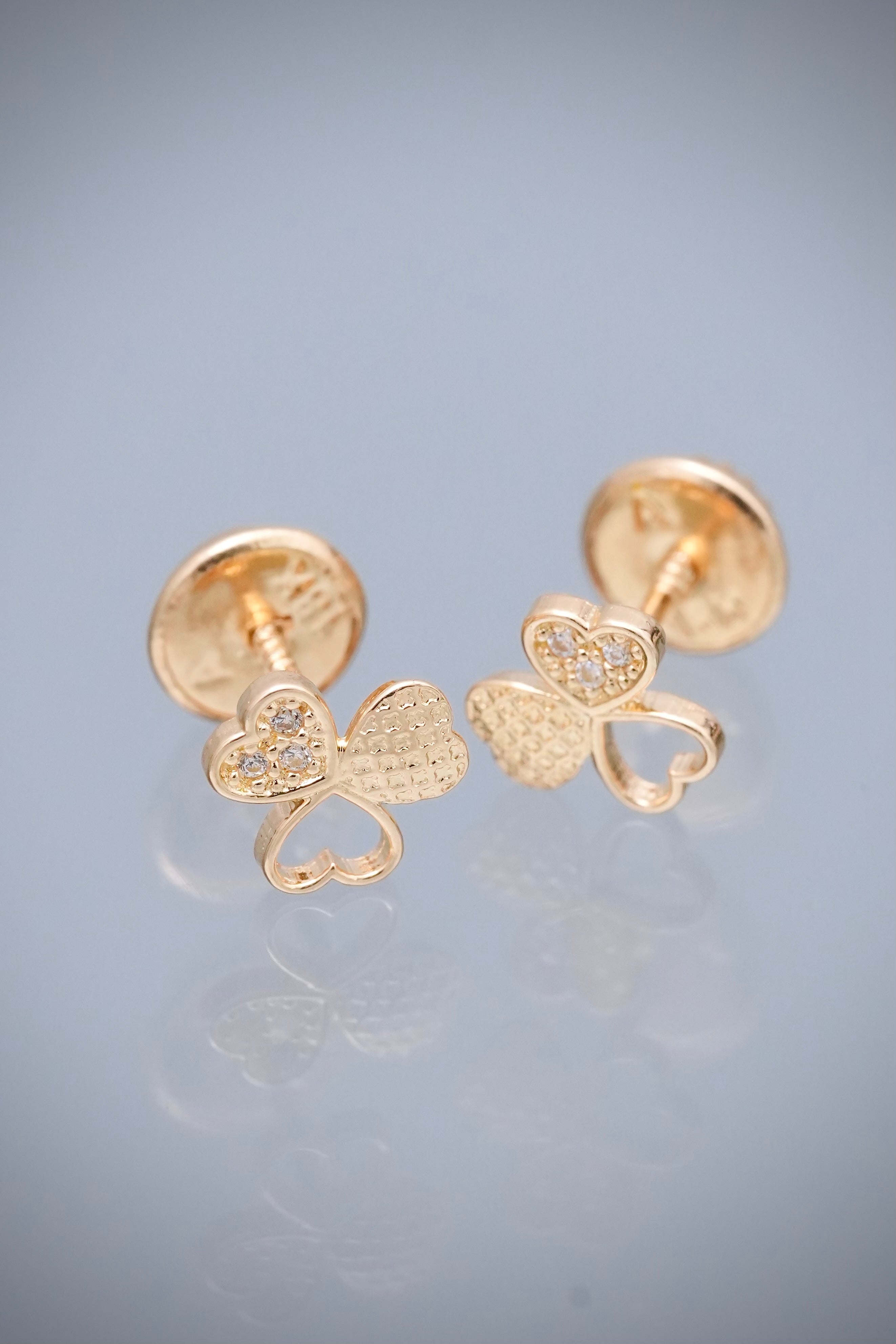 Topos corazones con swarovski blanco 0.75gr / Largo 0.6cm — Oro Amarillo