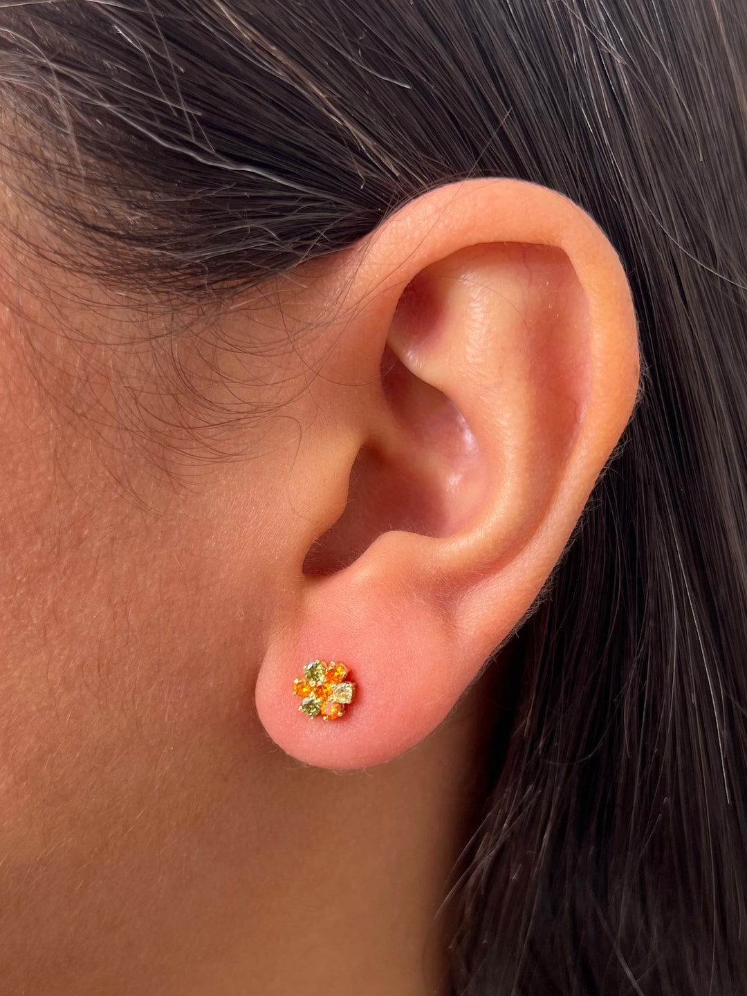 Topos flor con swarovski naranja y verde 2.35gr / Largo 0.6cm — Oro Amarillo