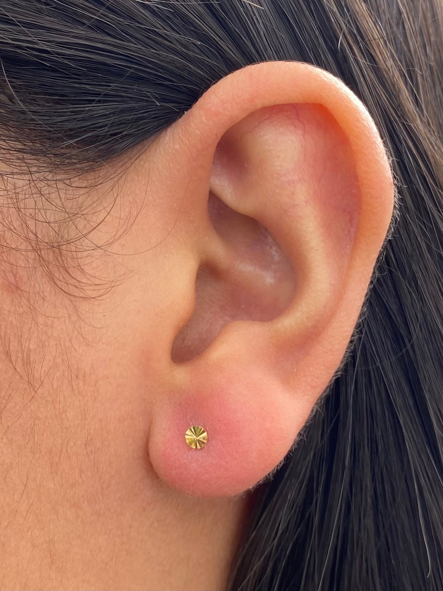 Topos circulo diamantado 0.35gr / Largo 0.3cm — Oro Amarillo