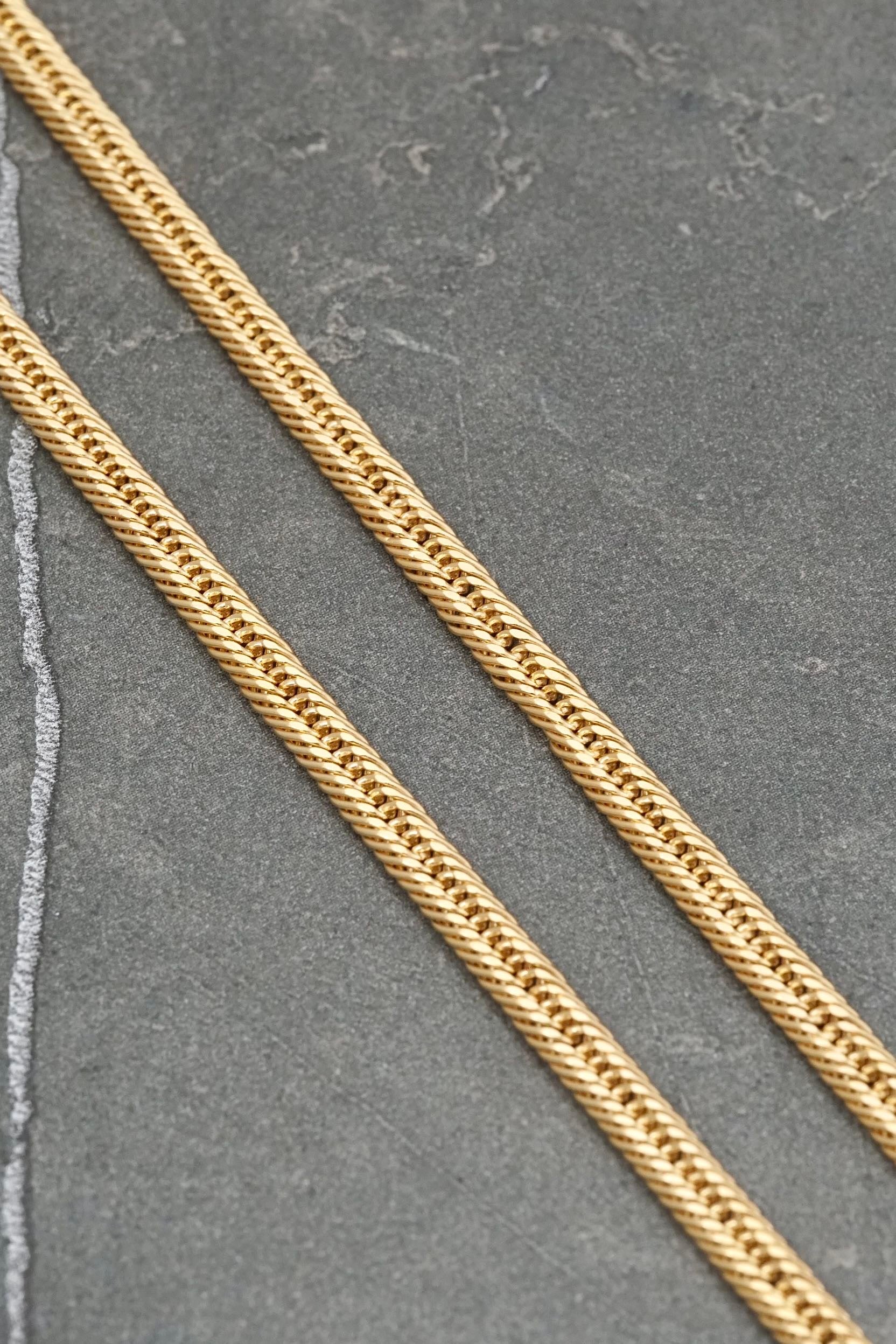 Cadena espiga 10.5gr / Largo 60cm — Oro Amarillo