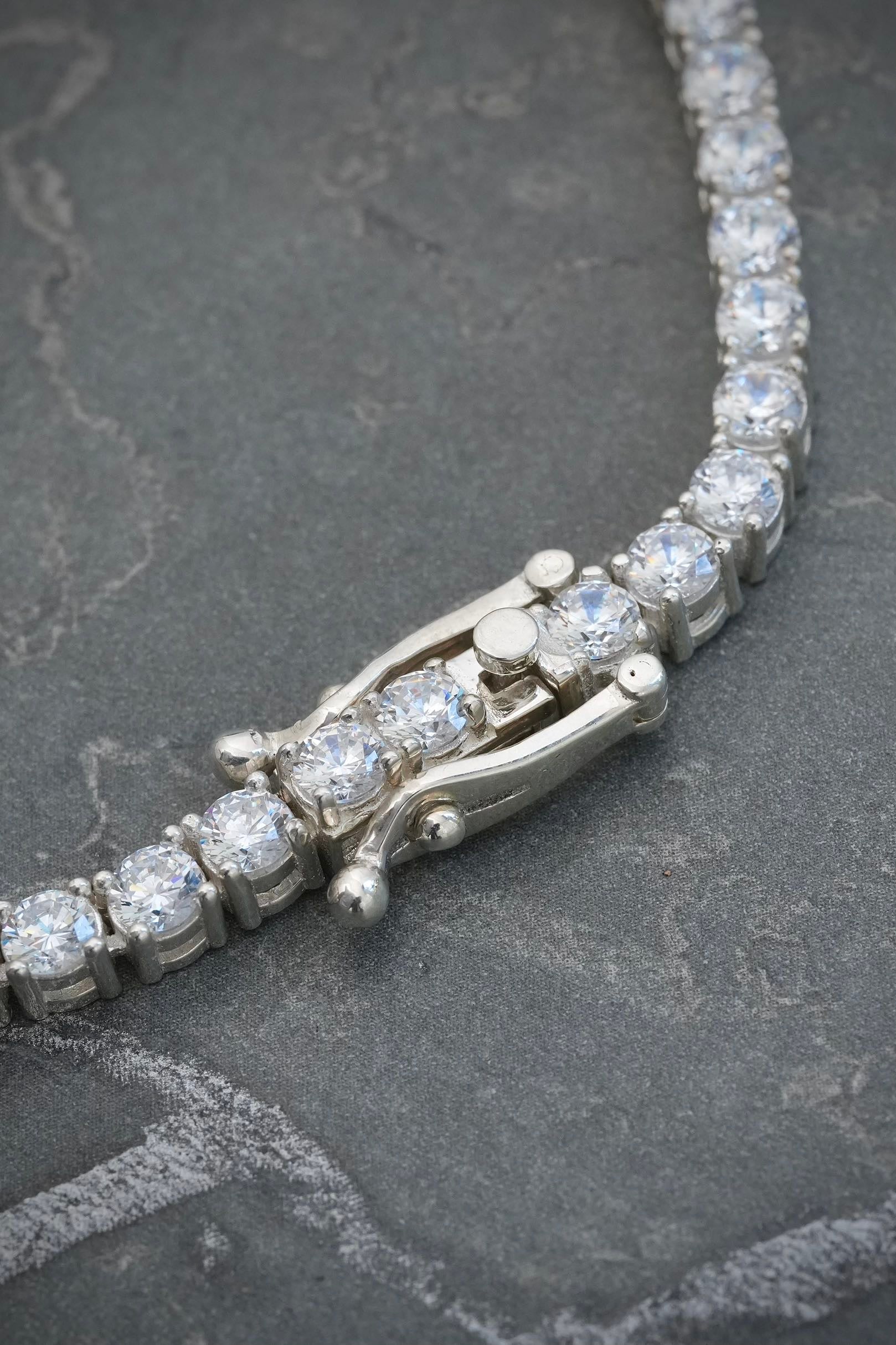 Cadena tenis con swarovski blanco 50.3gr / Largo 50cm / Plata B