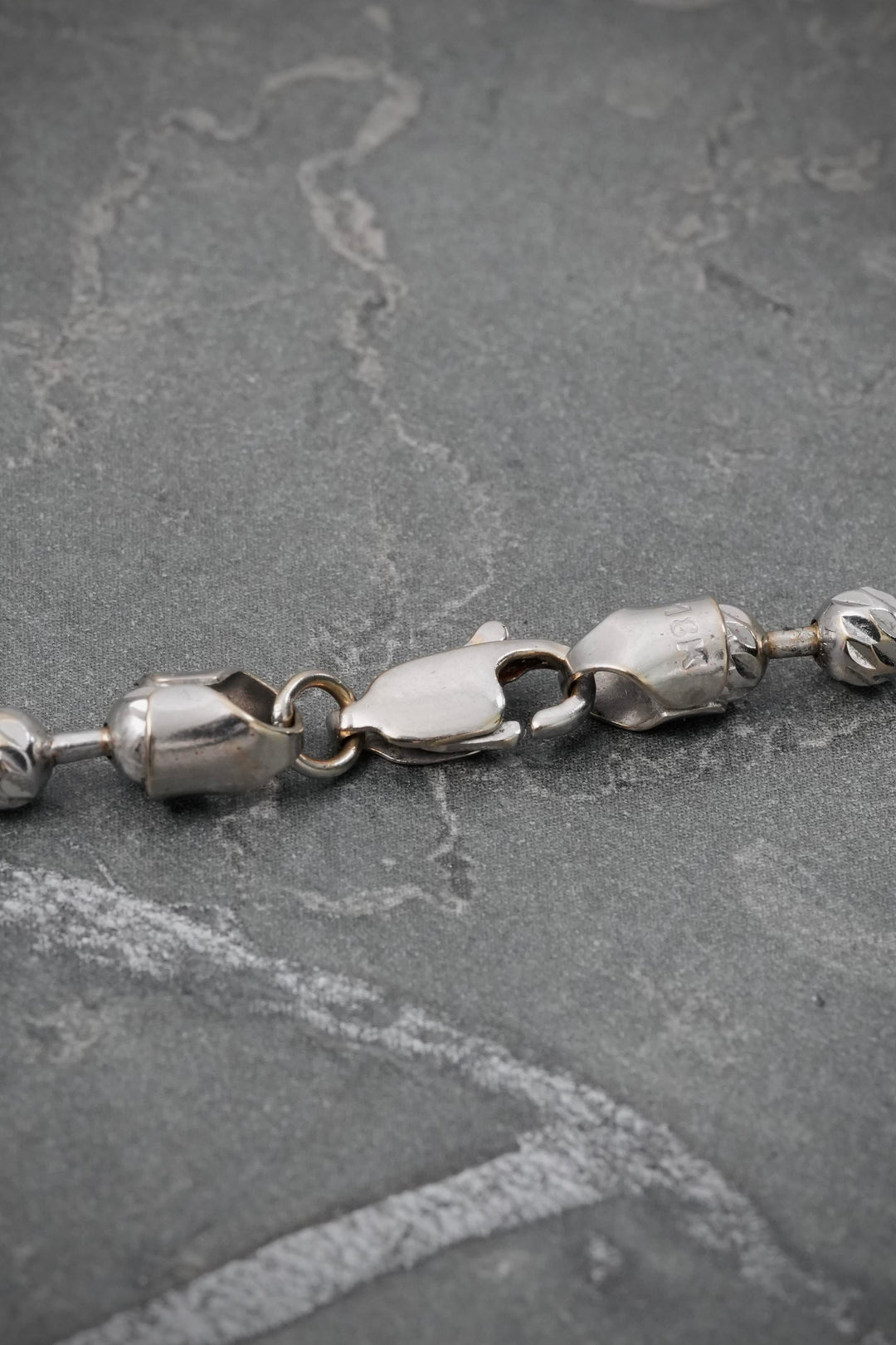 Cadena militar 4mm 23.8gr / Largo 60cm — Oro Blanco