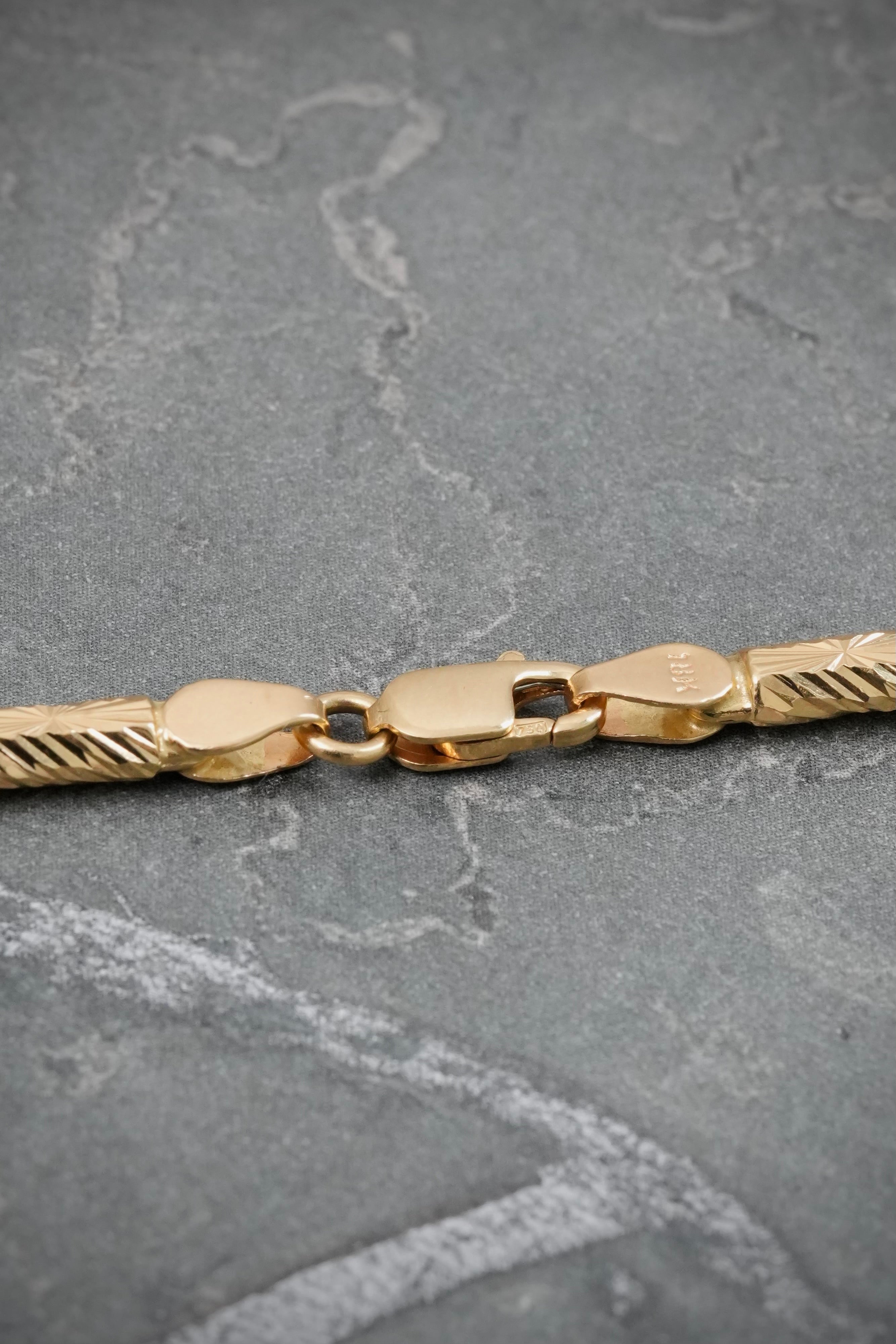 Cadena rustica diamantada 12.8gr / Largo 60cm — Oro Amarillo