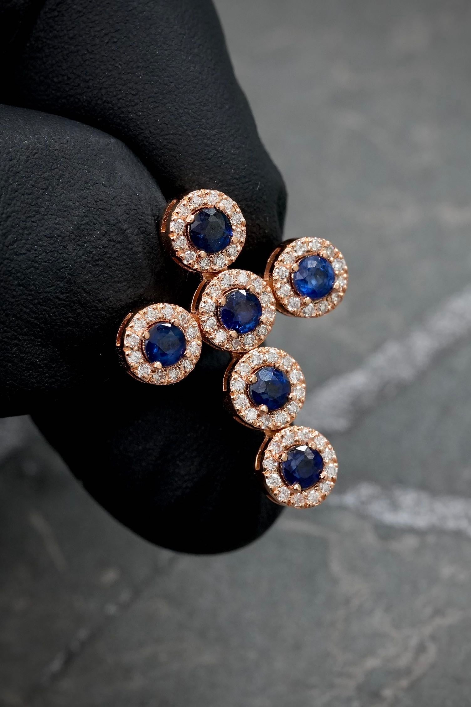 Dije con 100pts de zafiro y 36pts de diamantes 2.8gr / Largo 2.2cm / Oro Rosado (Joya) M