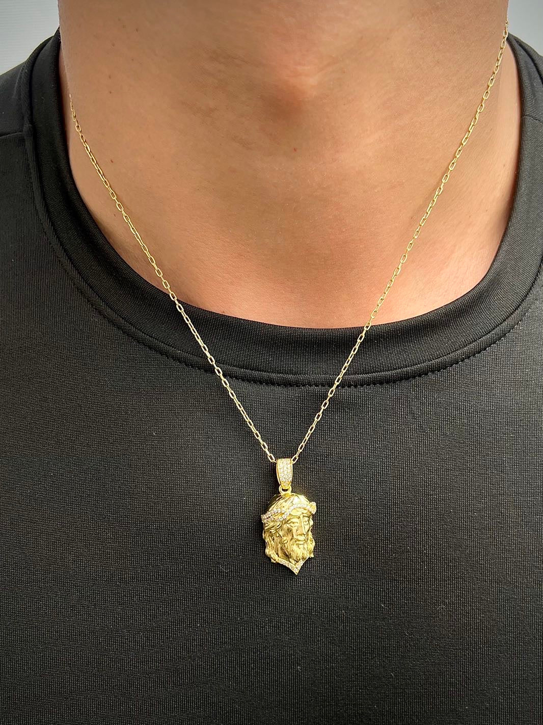 Dije rostro de jesus con 36pts de diamantes Lab 13.6gr / Largo 3.3cm / Oro Amarillo (Joya) B