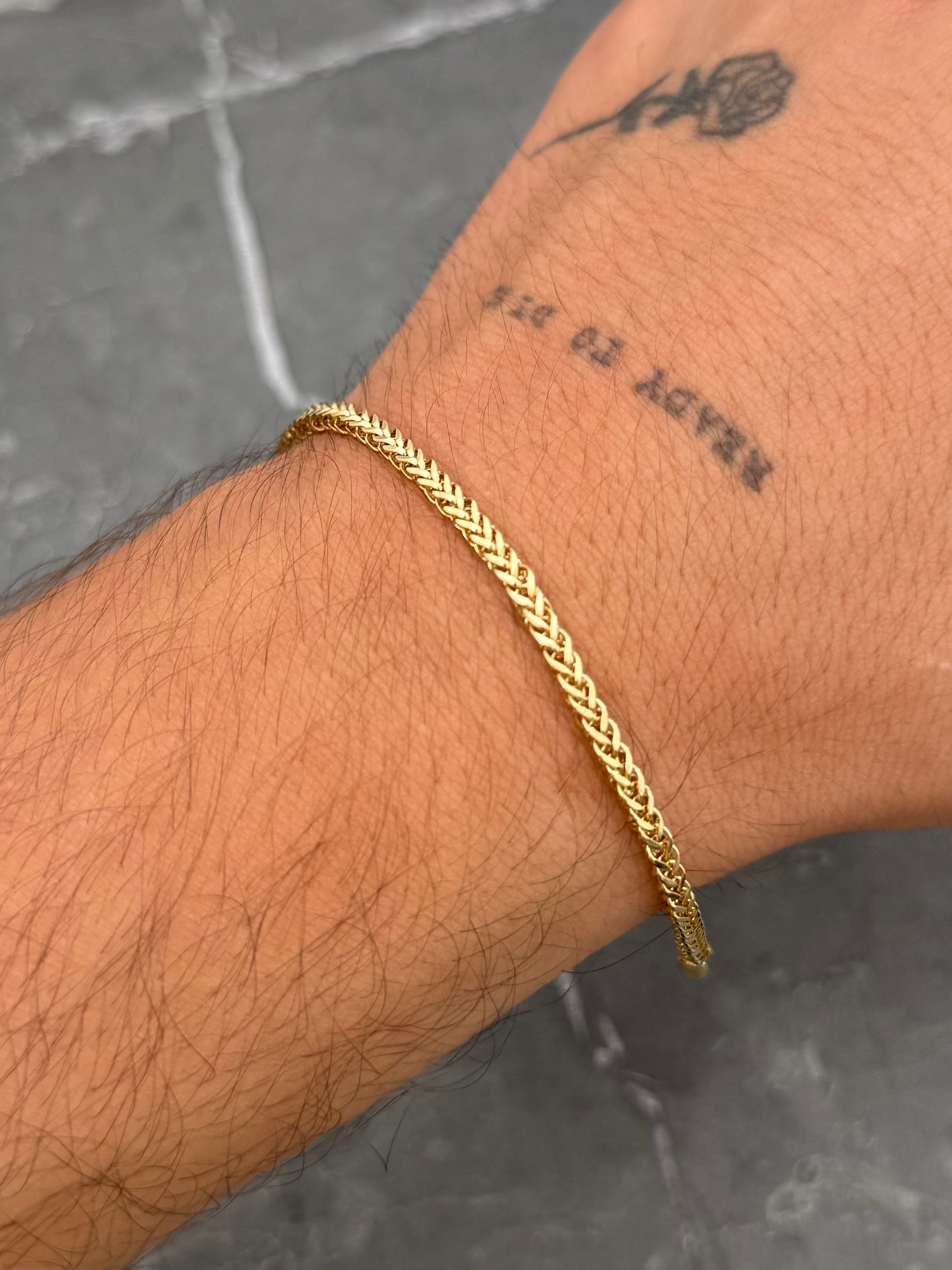 Pulso Franco 3.2gr / 19.5cm / 2.4mm — Oro Amarillo