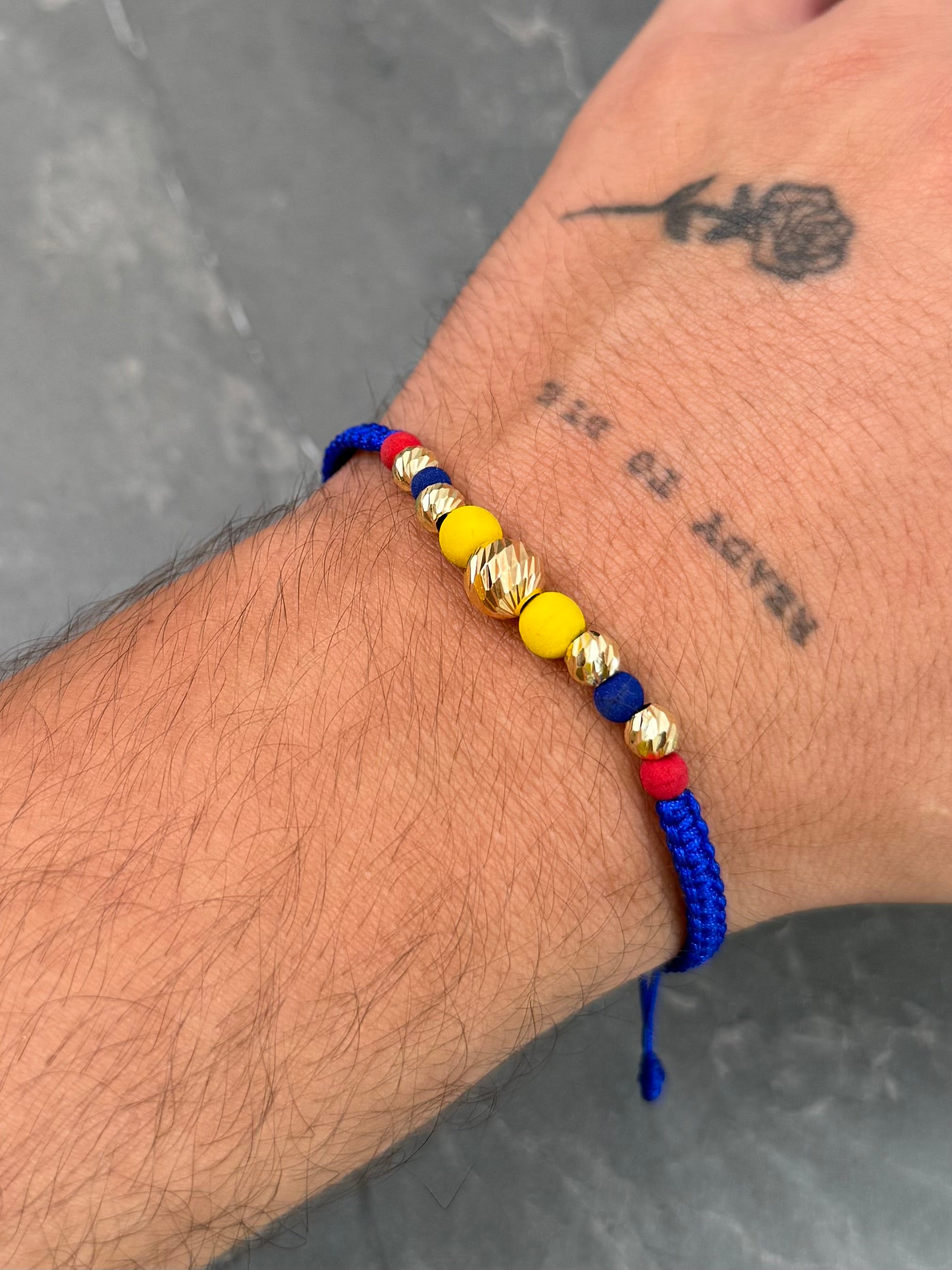 Pulsera de la Tricolor 1.1gr — Oro Amarillo