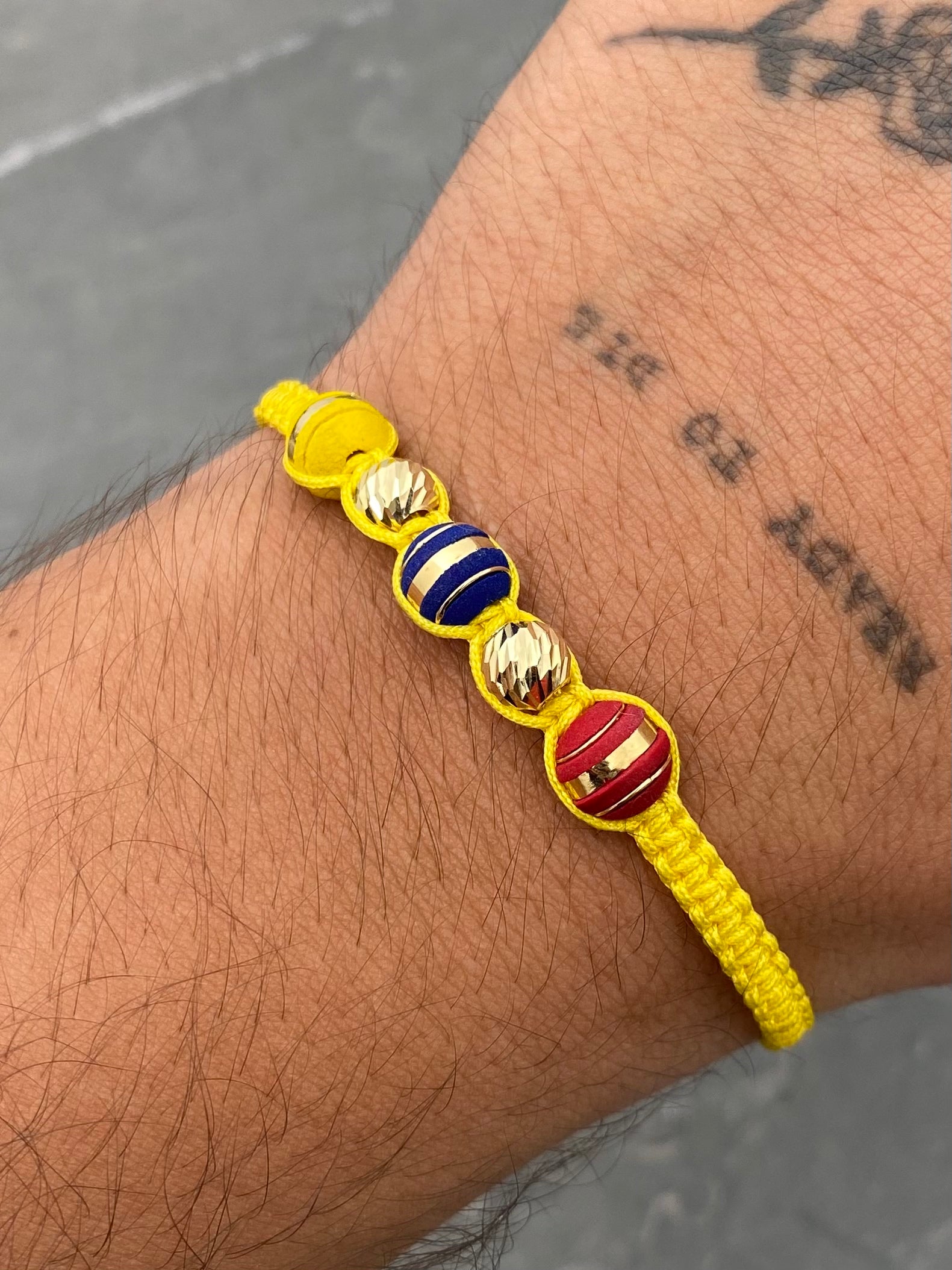 Pulsera Tricolor 0.45gr — Oro Amarillo