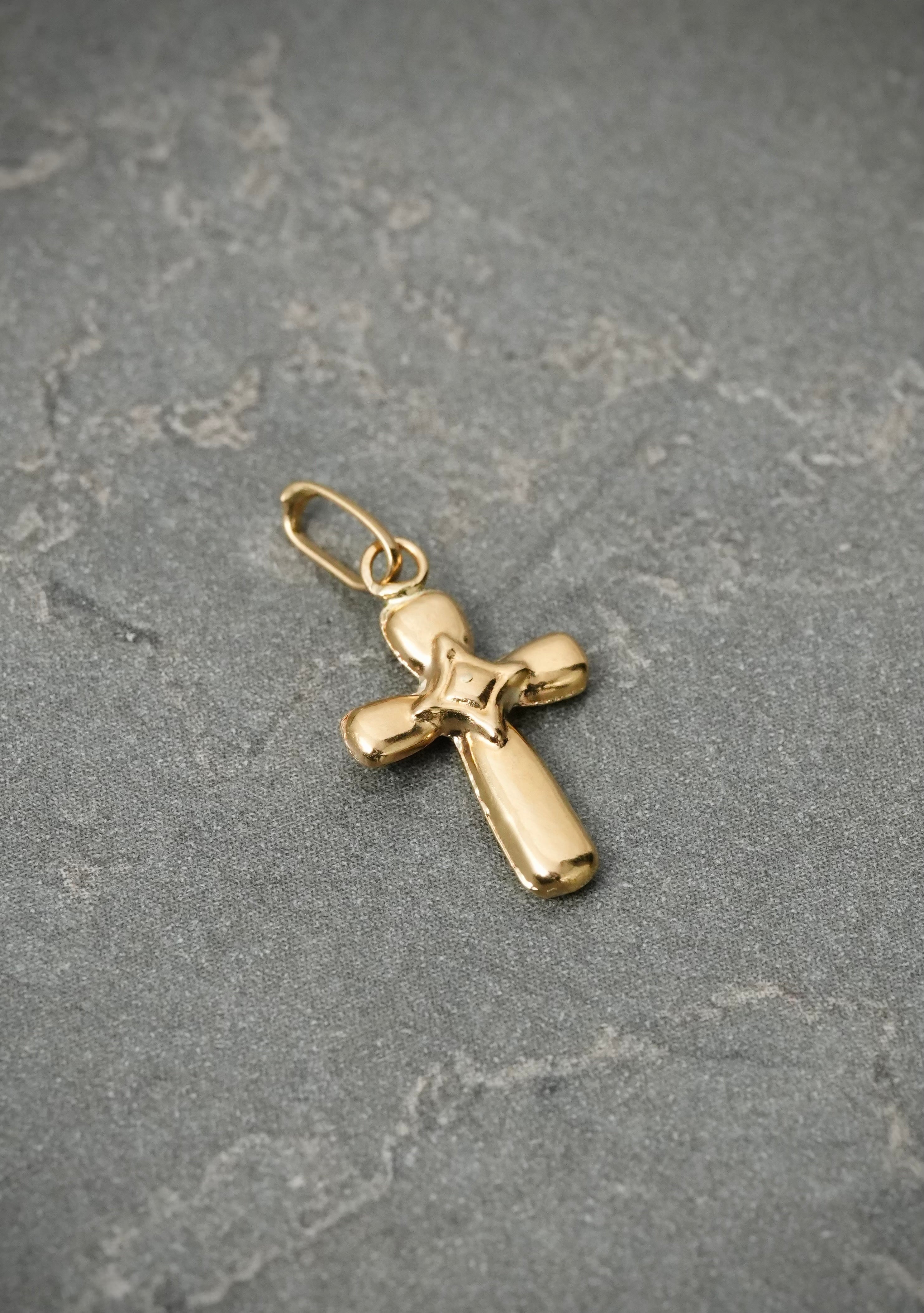 Dije cruz 0.35gr / Largo 1.7cm — Oro Amarillo