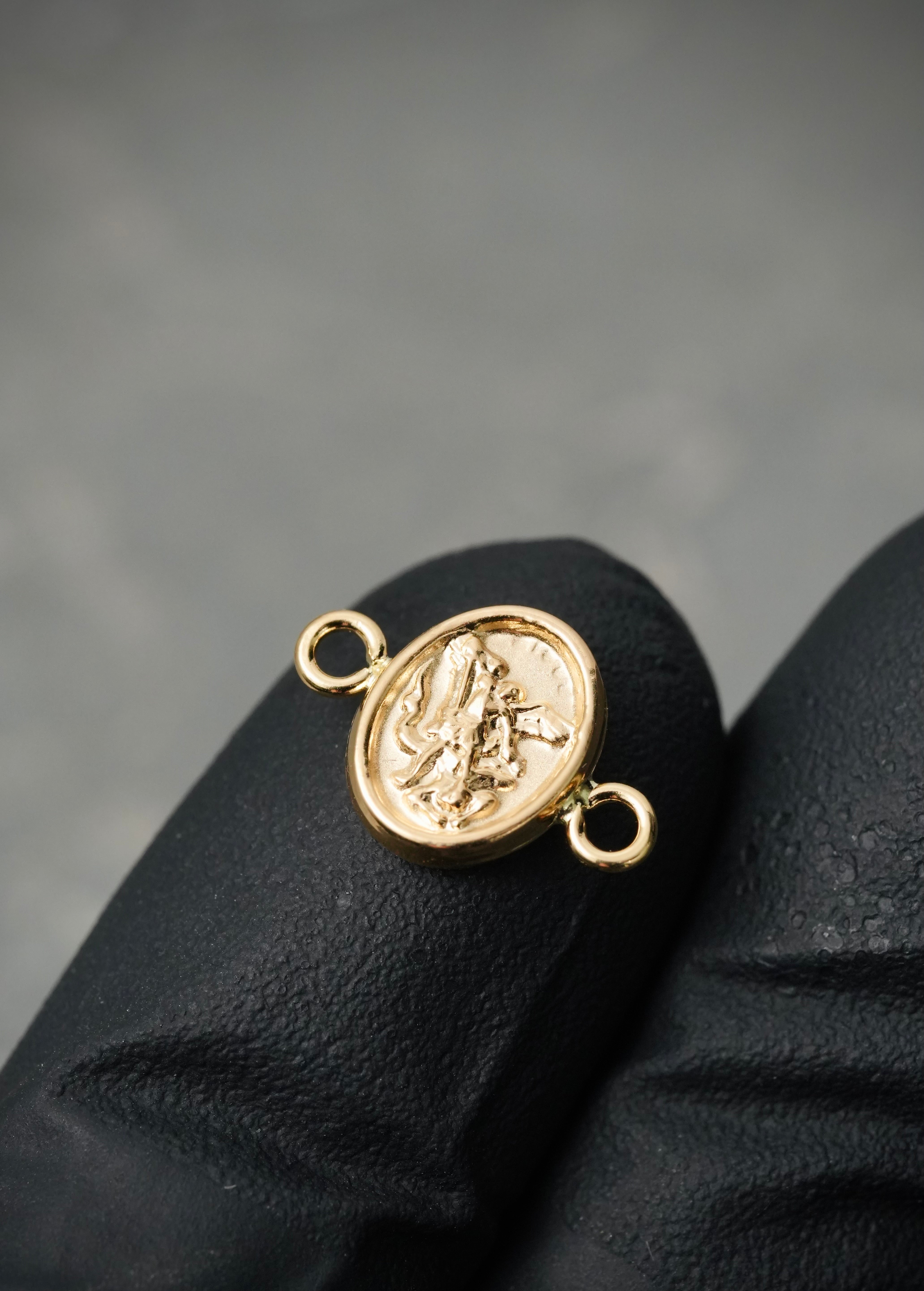 Herraje Arcangel san miguel 0.45gr / Largo 1.4cm — Oro Amarillo