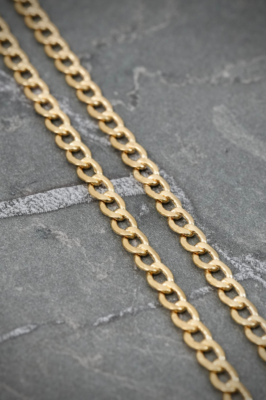 Cadena cubana 4gr / Largo 45cm — Oro Amarillo