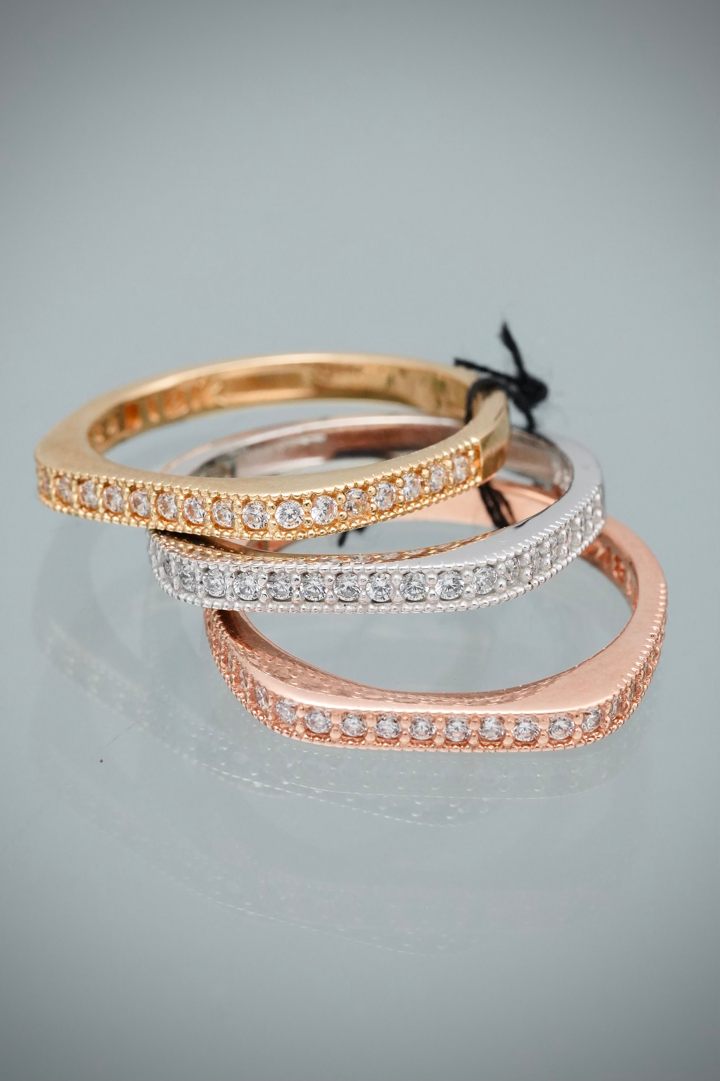 Anillos con Swarovski Blanco 7gr / Talla 6 3/4 — Oro Tres Oros
