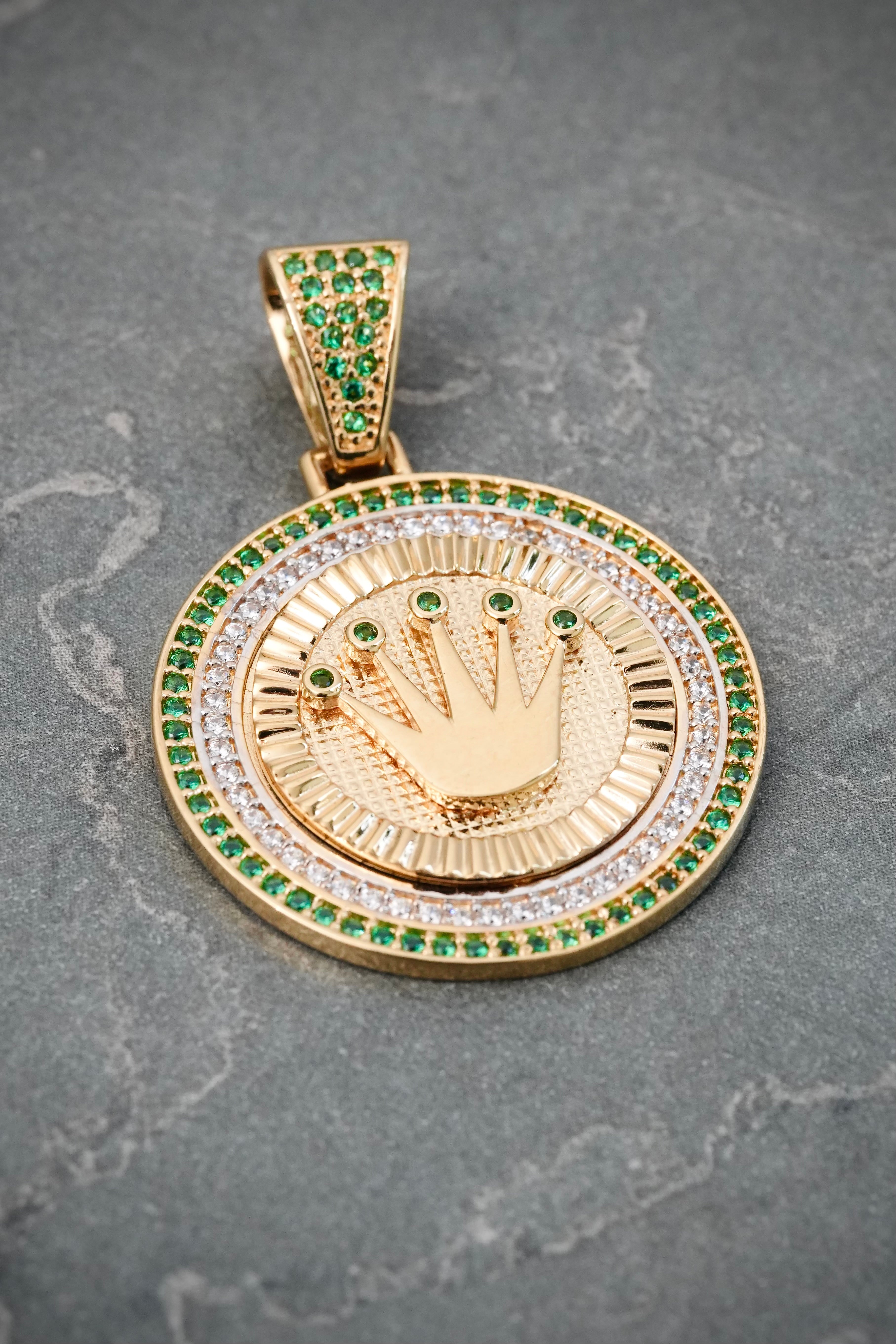 Dije Corona Rx 7gr / 3.7cm / 25mm — Oro Amarillo