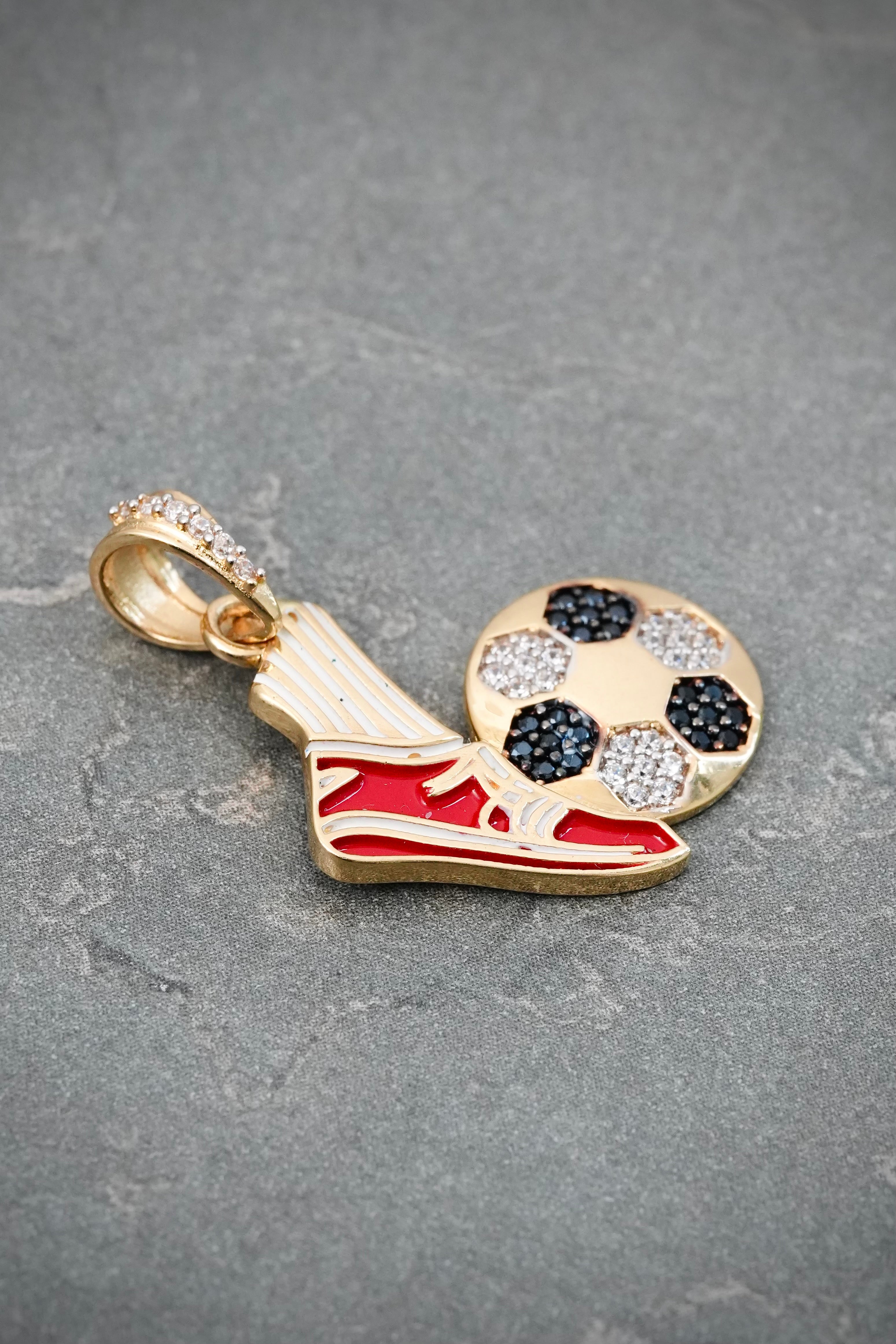 Dije Futbol 2.8gr / 2.7cm / 20.3mm — Oro Amarillo