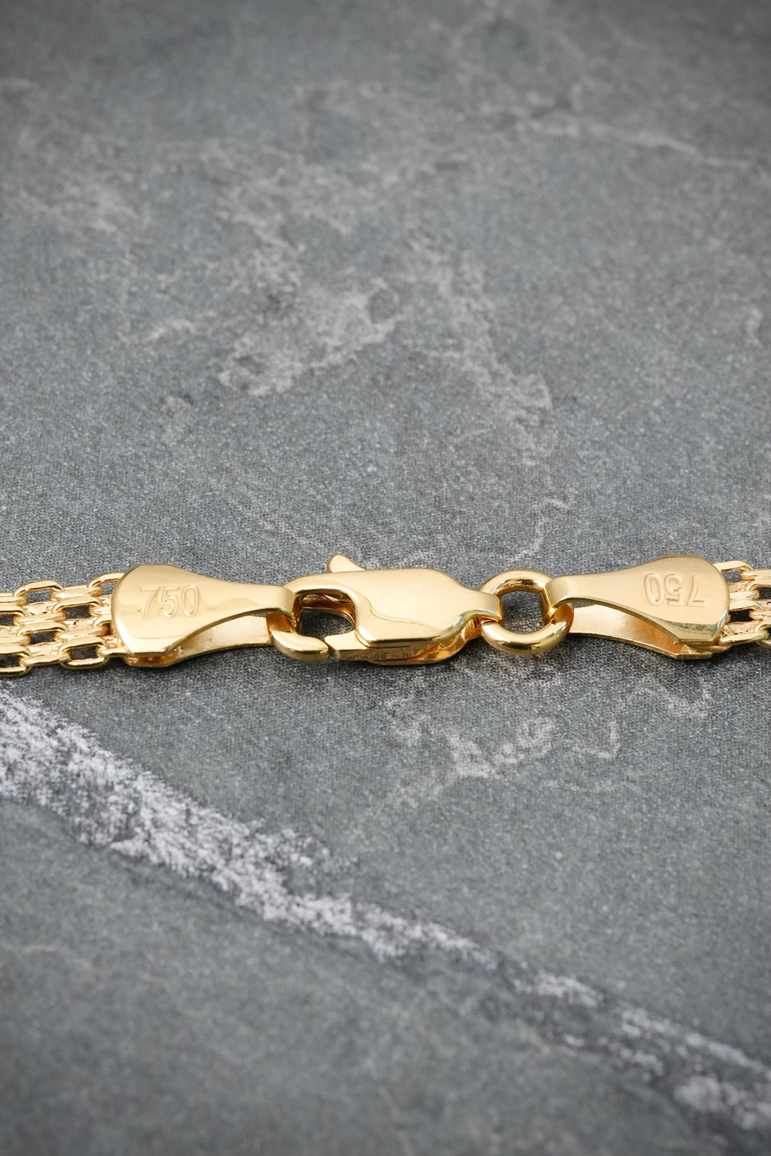 Cadena China 4.85gr / 45cm / 4.4mm — Oro Amarillo