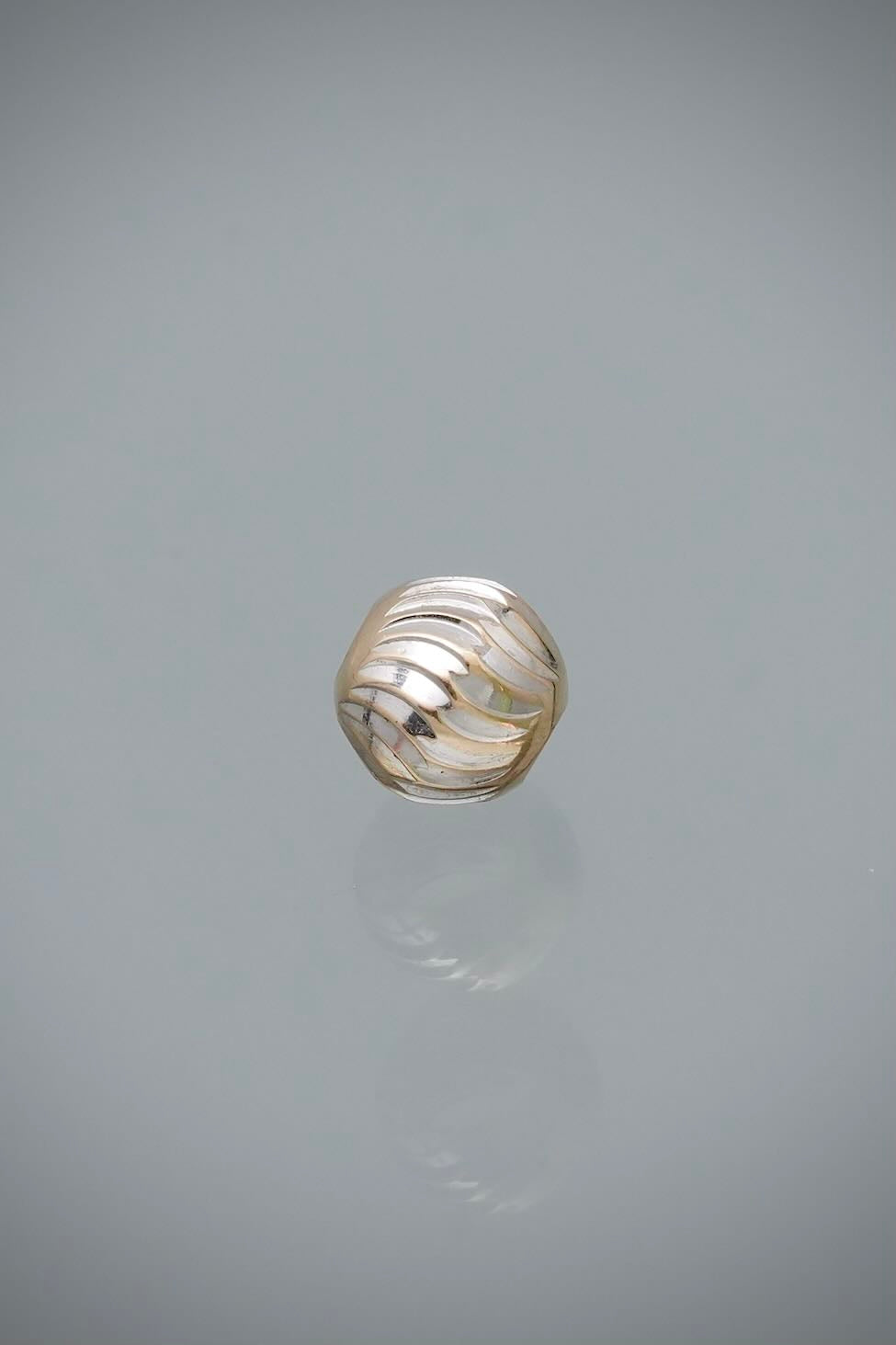 Bolas Diamantada Luna 6mm 0.35gr — Oro Blanco