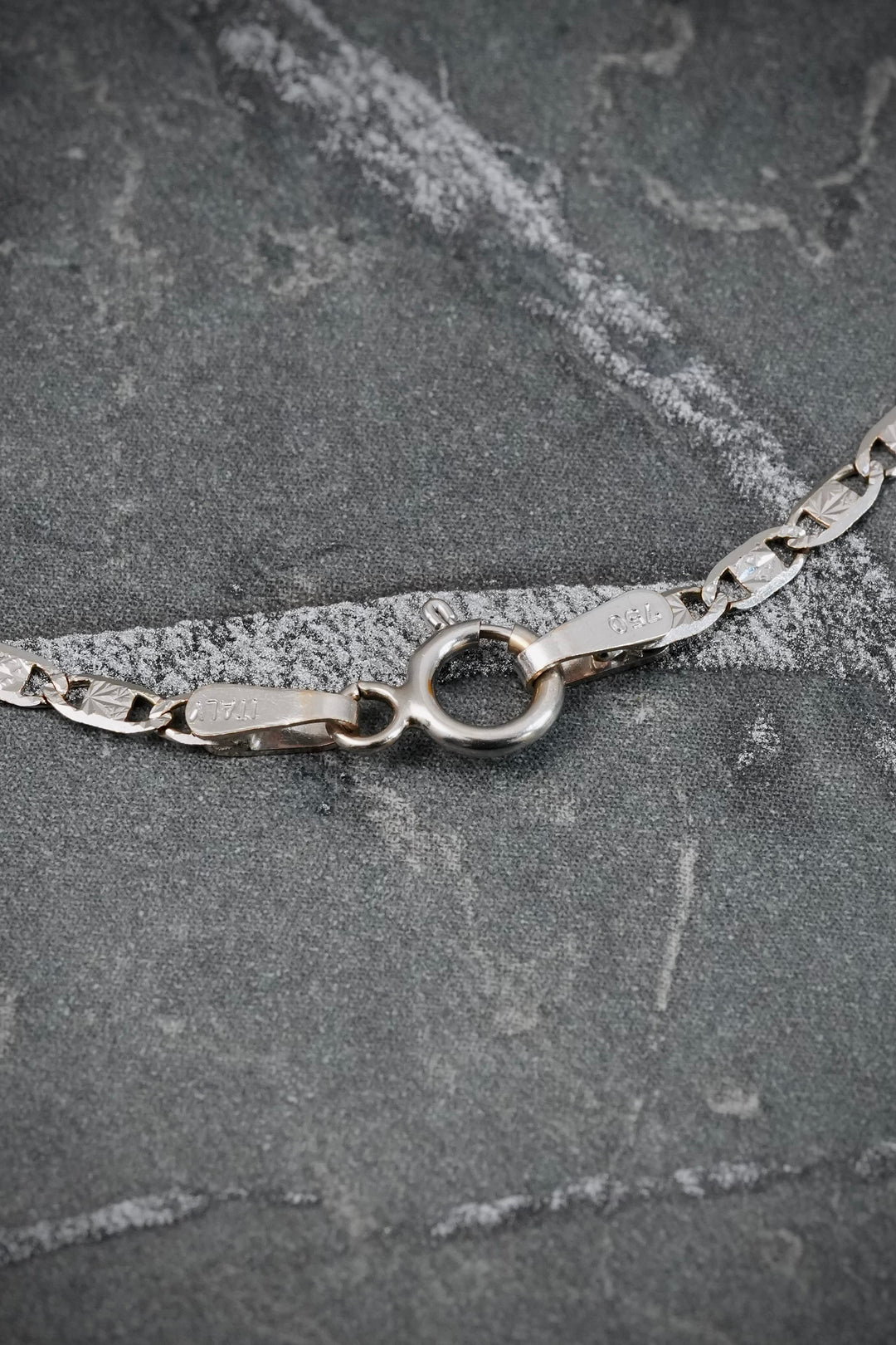 Cadena plana diamantada 3gr / Largo 60cm — Oro Blanco