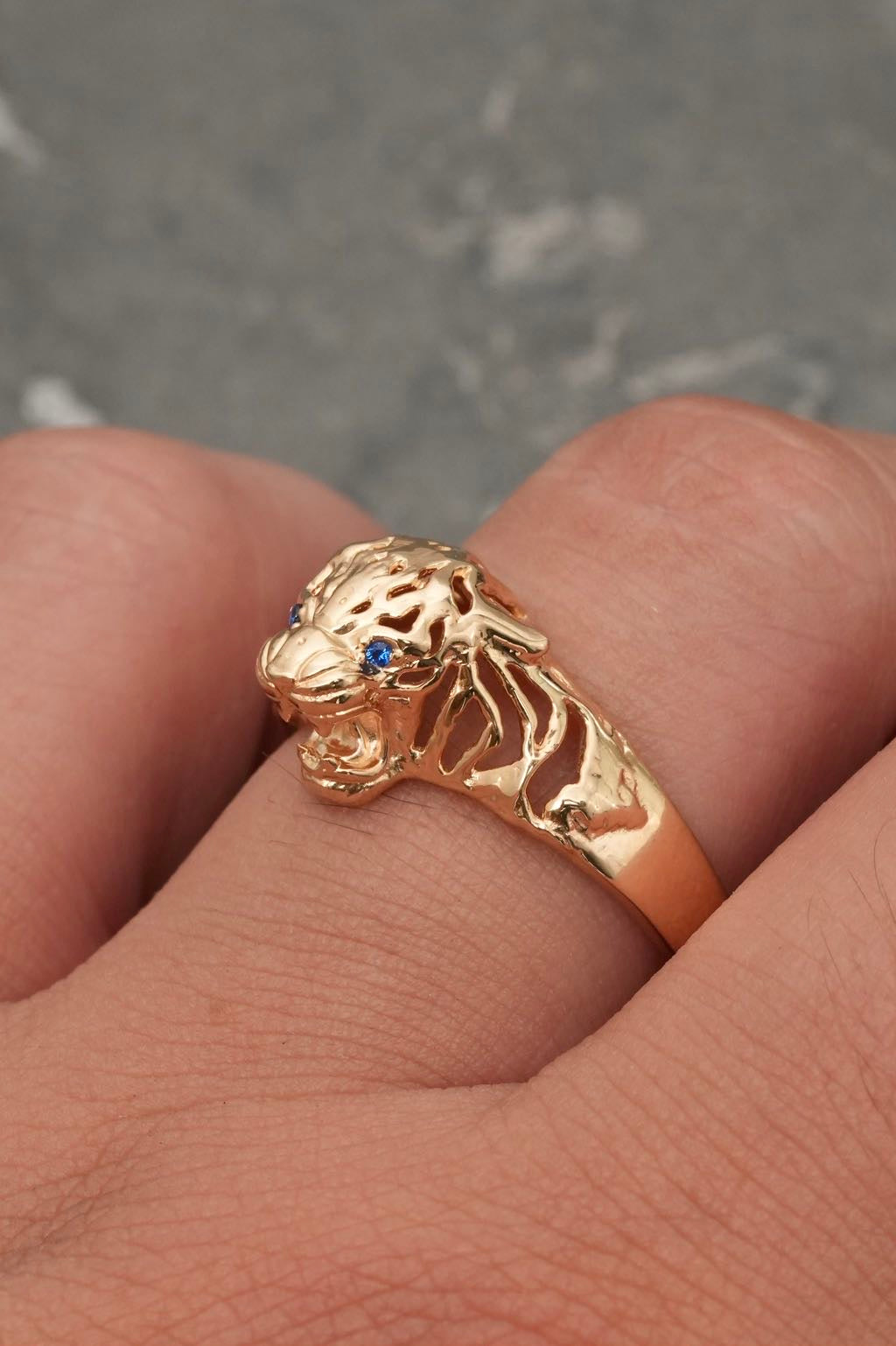 Anillo pantera con swarovski azul 4.35gr / TALLA 9 1/4 / Oro Amarillo Nac B