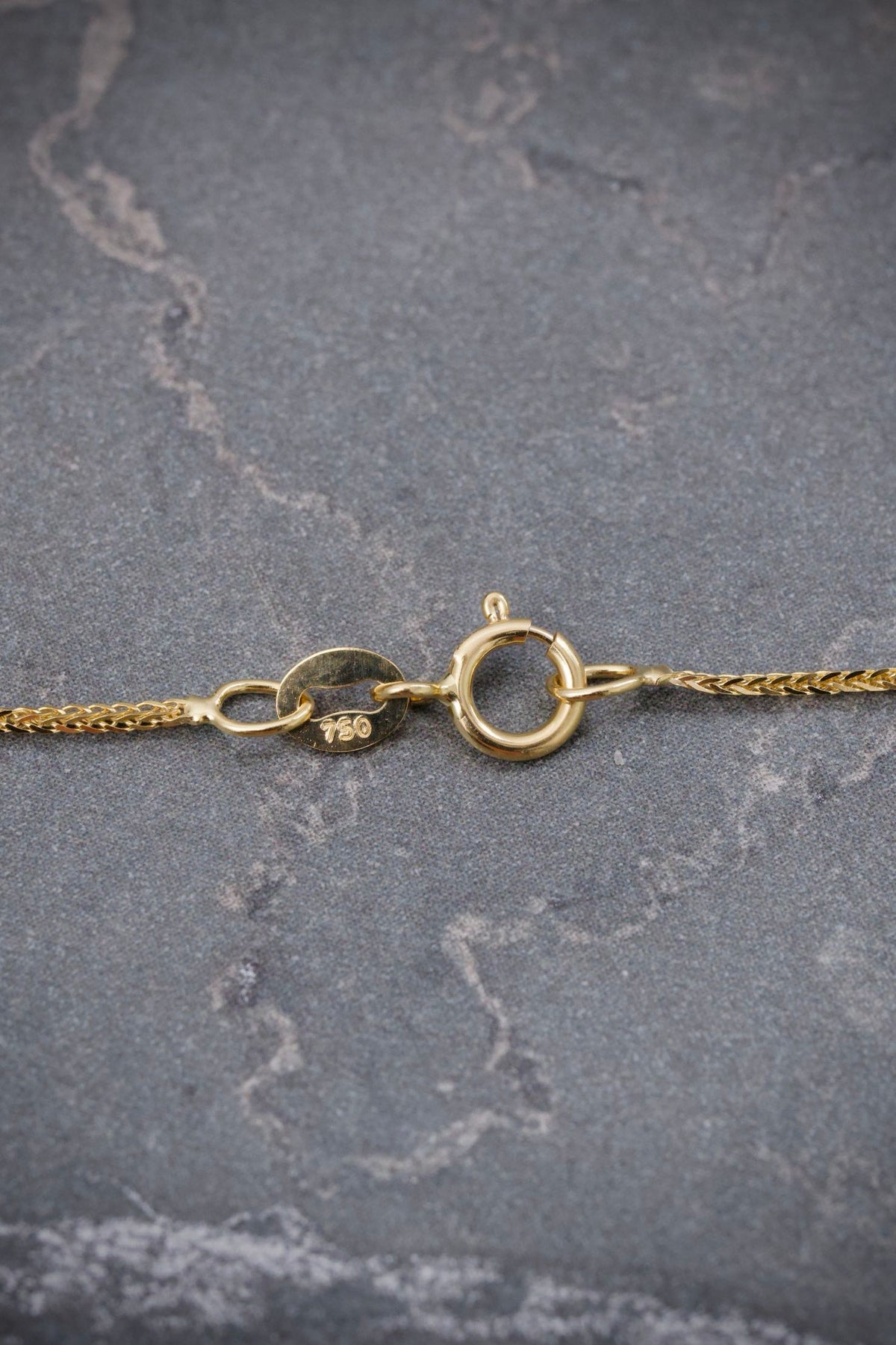 Cadena Franco 1.4gr / 40cm / 0.7mm — Oro Amarillo