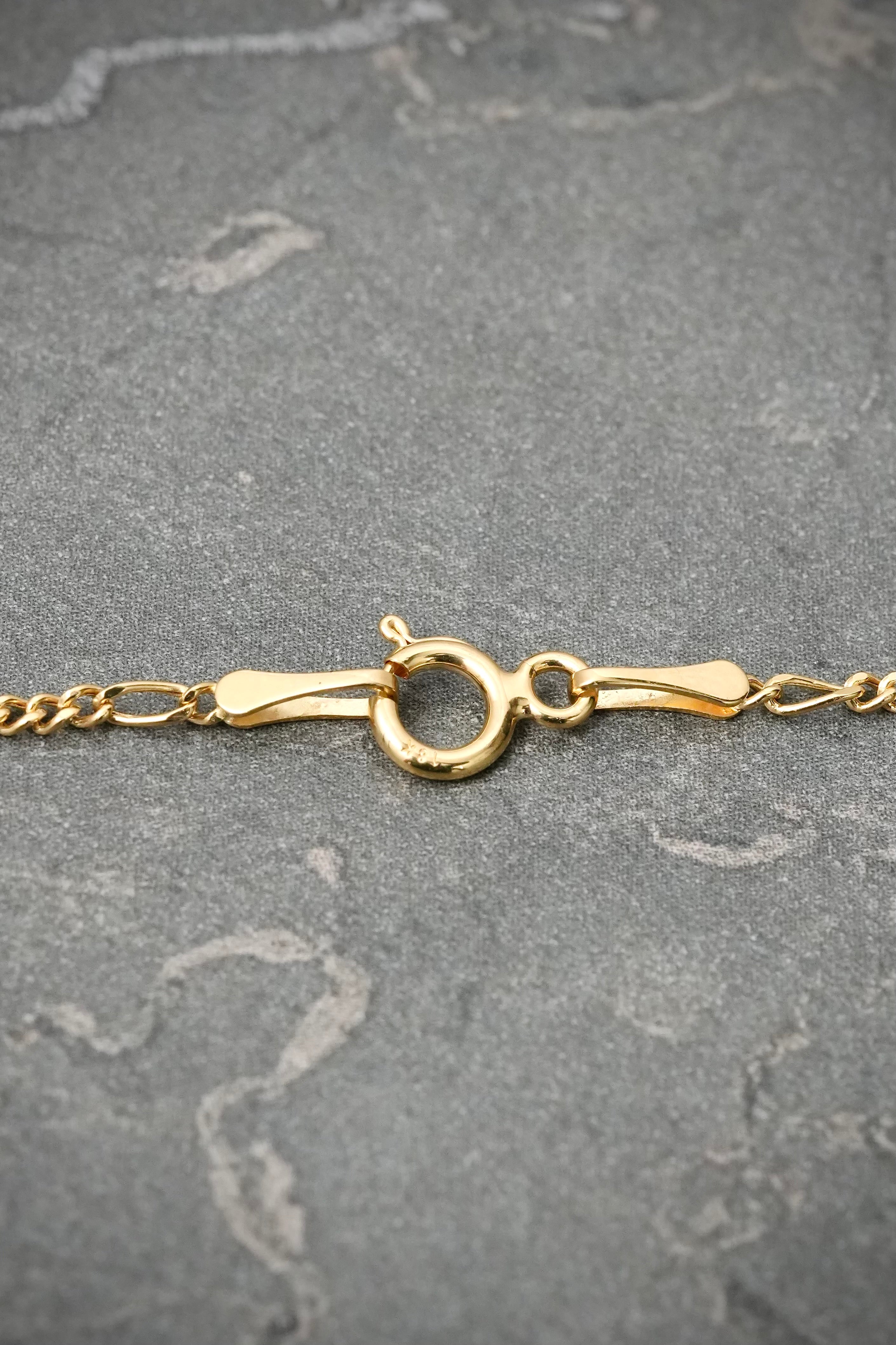 Cadena Figaro 1.6gr / 55cm / 1.5mm — Oro Amarillo