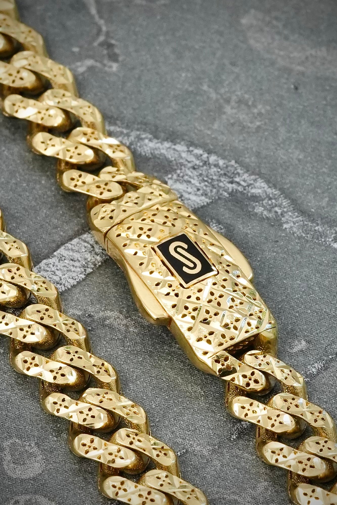 Pulso Monaco 9.2gr / 20.5cm / 6.4mm — Oro Amarillo 18K