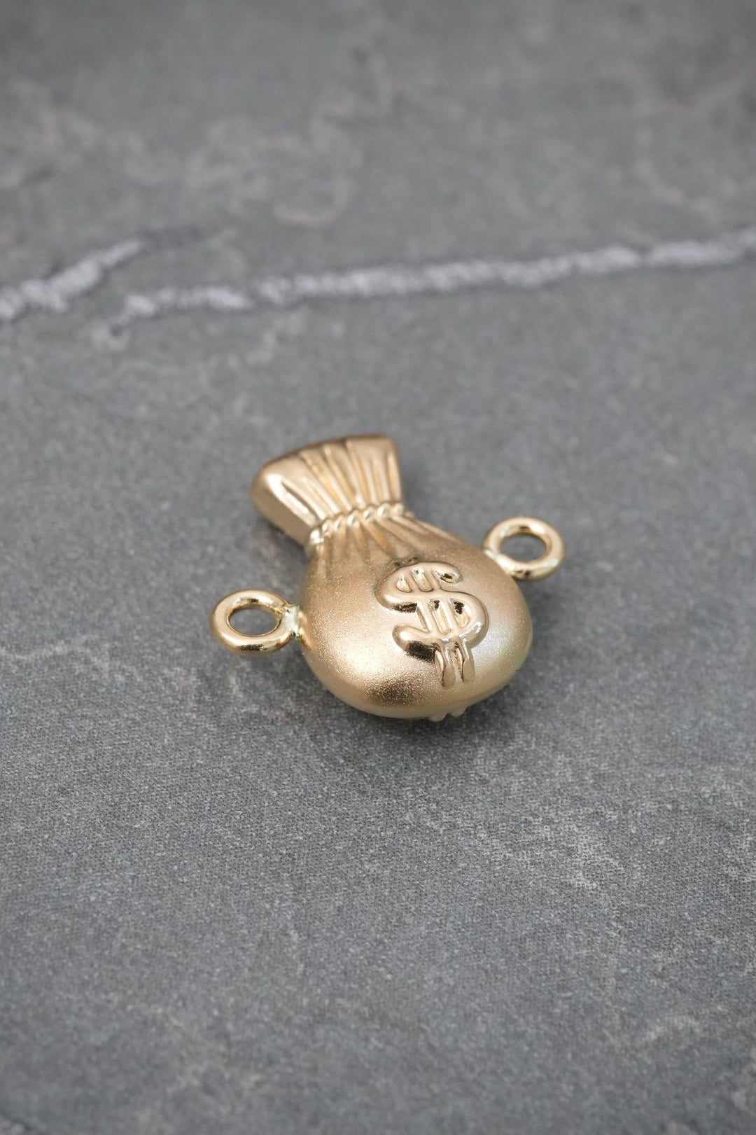Herraje Bolsa de Dinero 0.7gr / 1.4cm / 13.7mm — Oro Amarillo