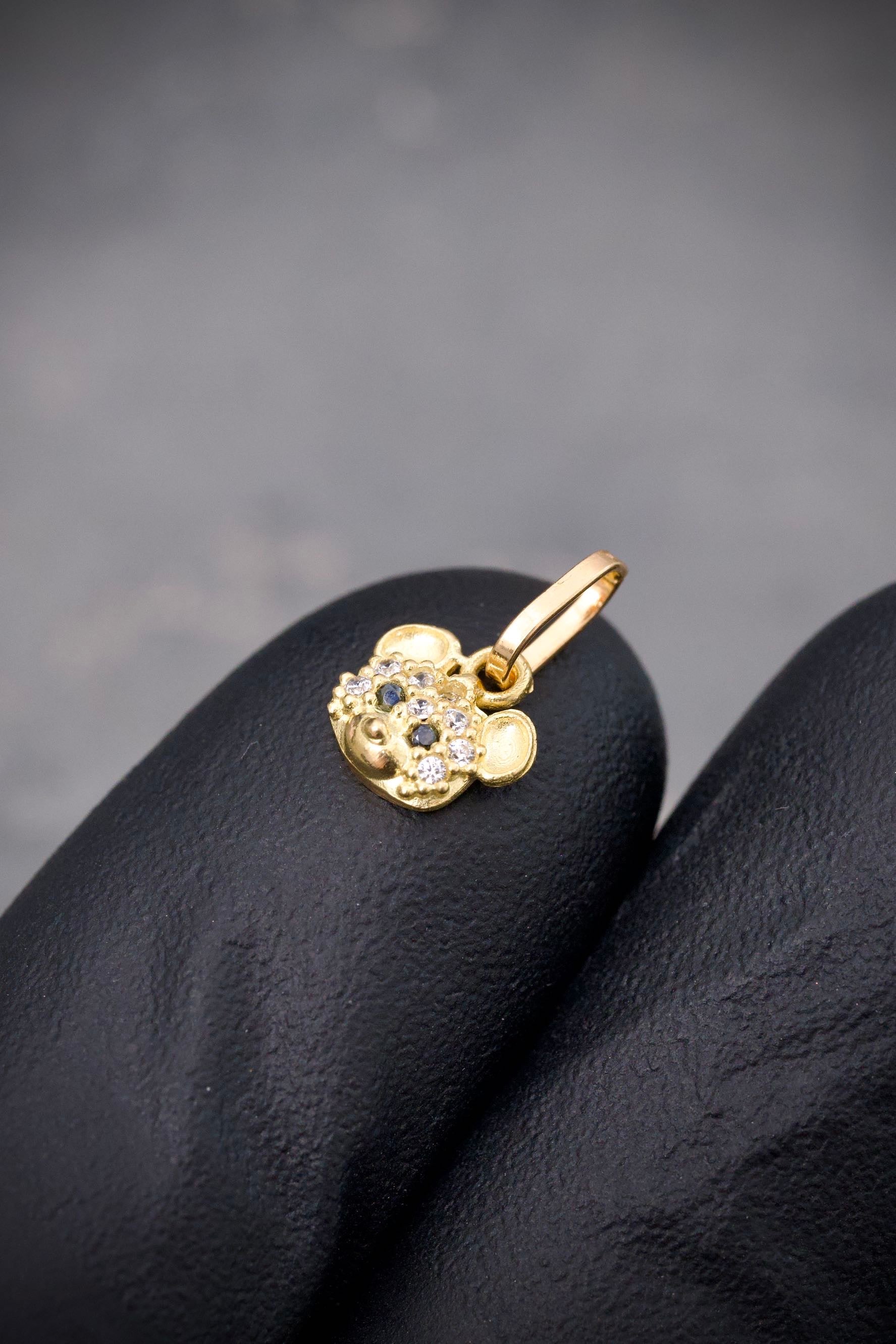 Dije oso con swarovski gris 0.5gr / Largo 1.1cm / Oro Amarillo Nac B