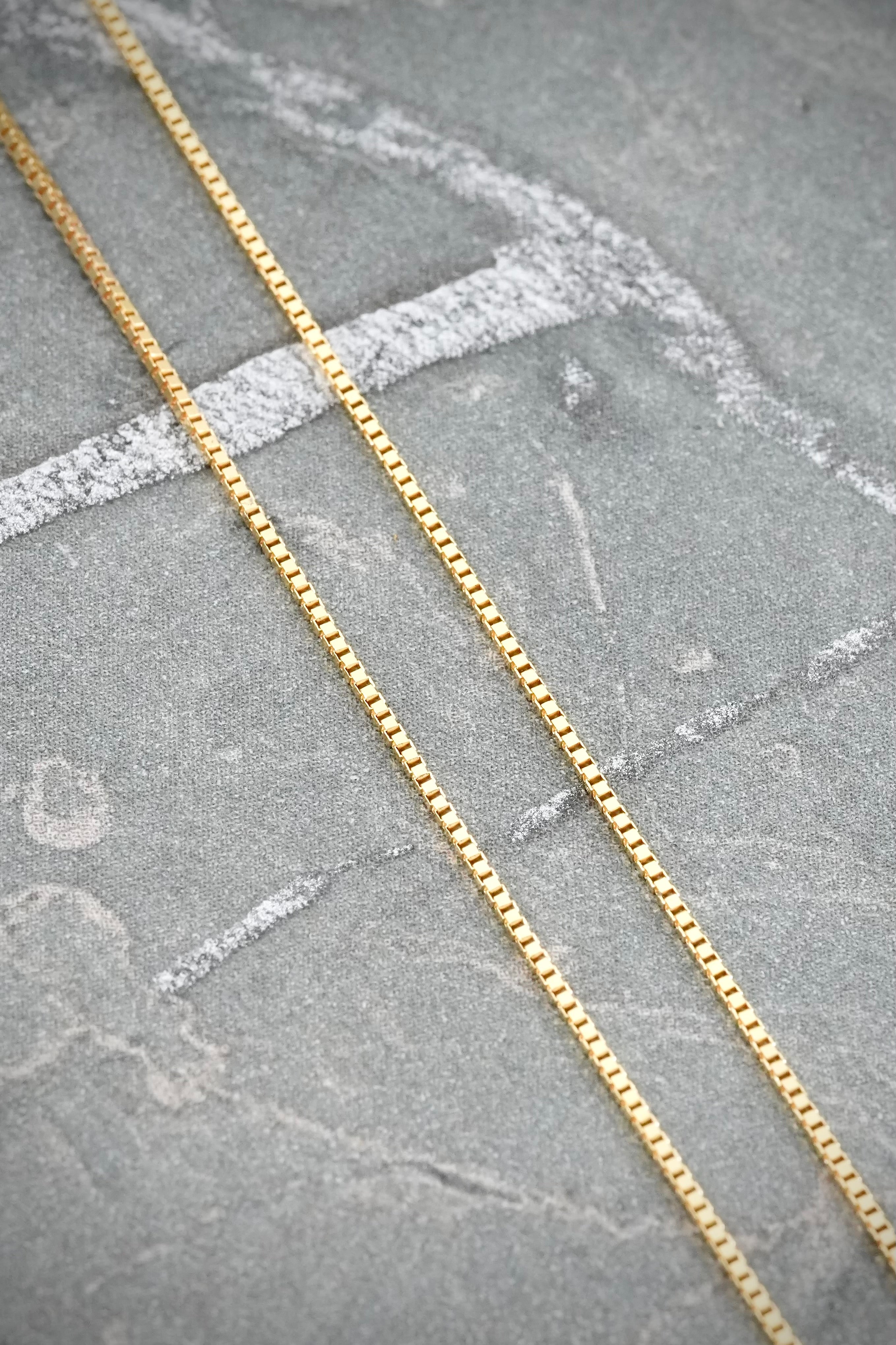 Cadena Veneciana 2.3gr / 60cm / 0.7mm — Oro Amarillo