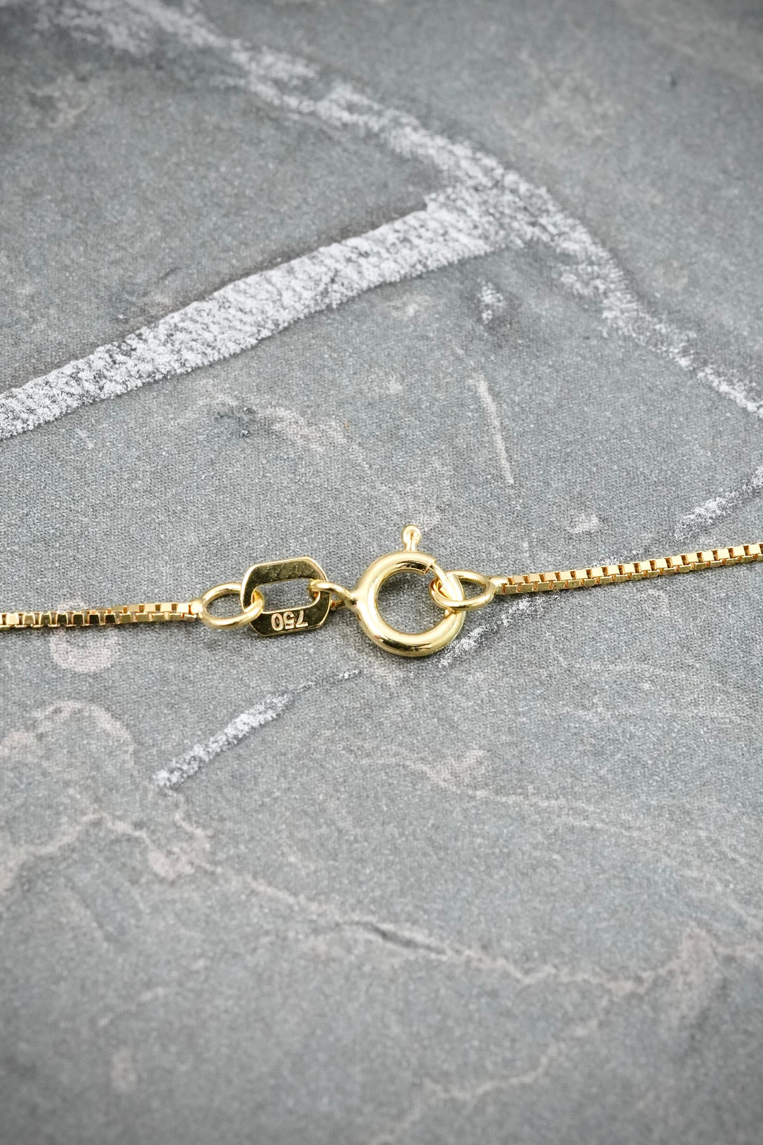 Cadena Veneciana 2.35gr / 60cm / 0.7mm — Oro Amarillo