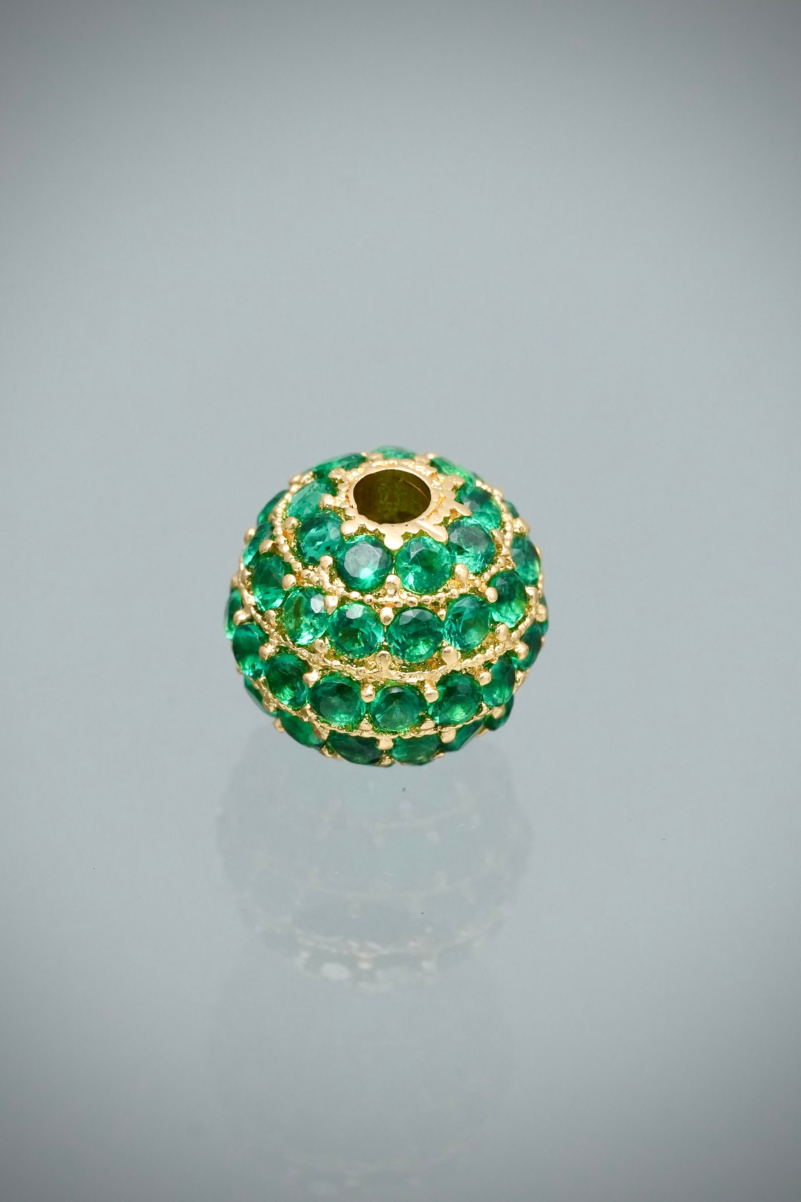Herraje Bola de Fuego con Swarovski Verde 2.6gr / 0.8cm / 8mm — Oro Amarillo