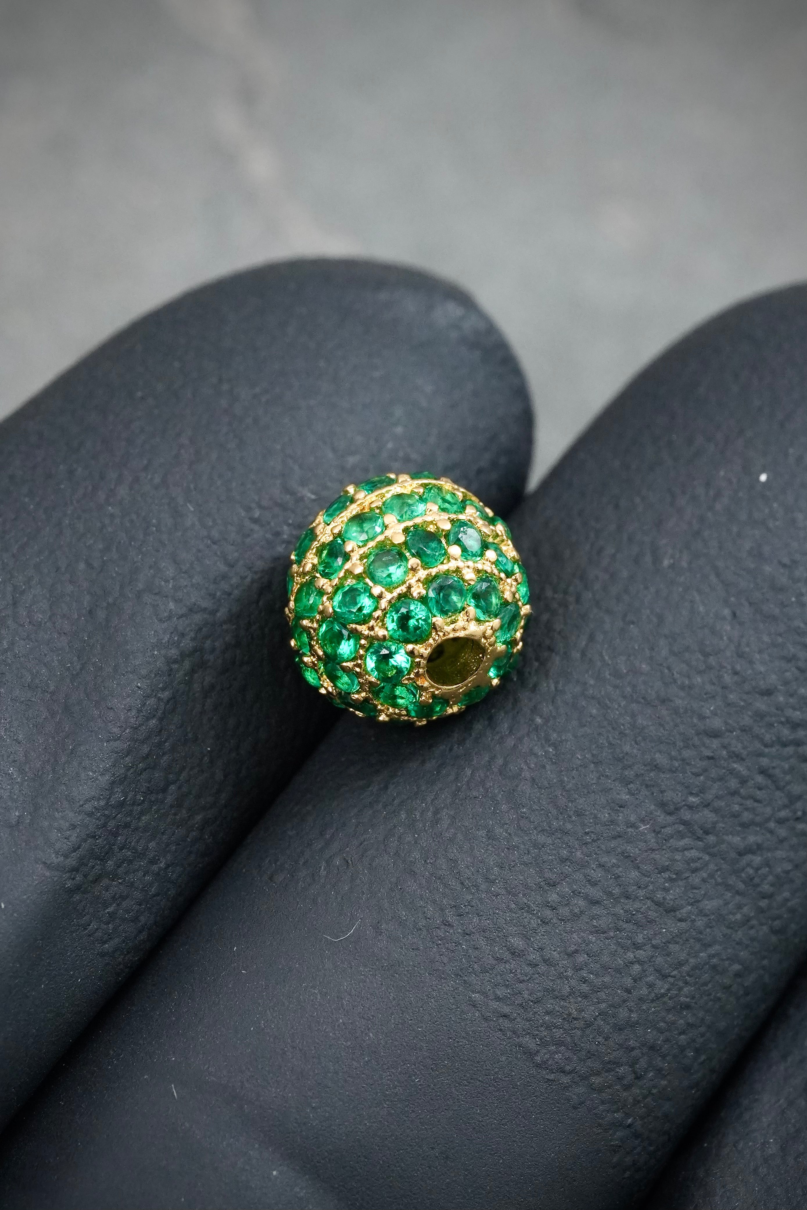 Herraje Bola de Fuego con Swarovski Verde 2.6gr / 0.8cm / 8mm — Oro Amarillo