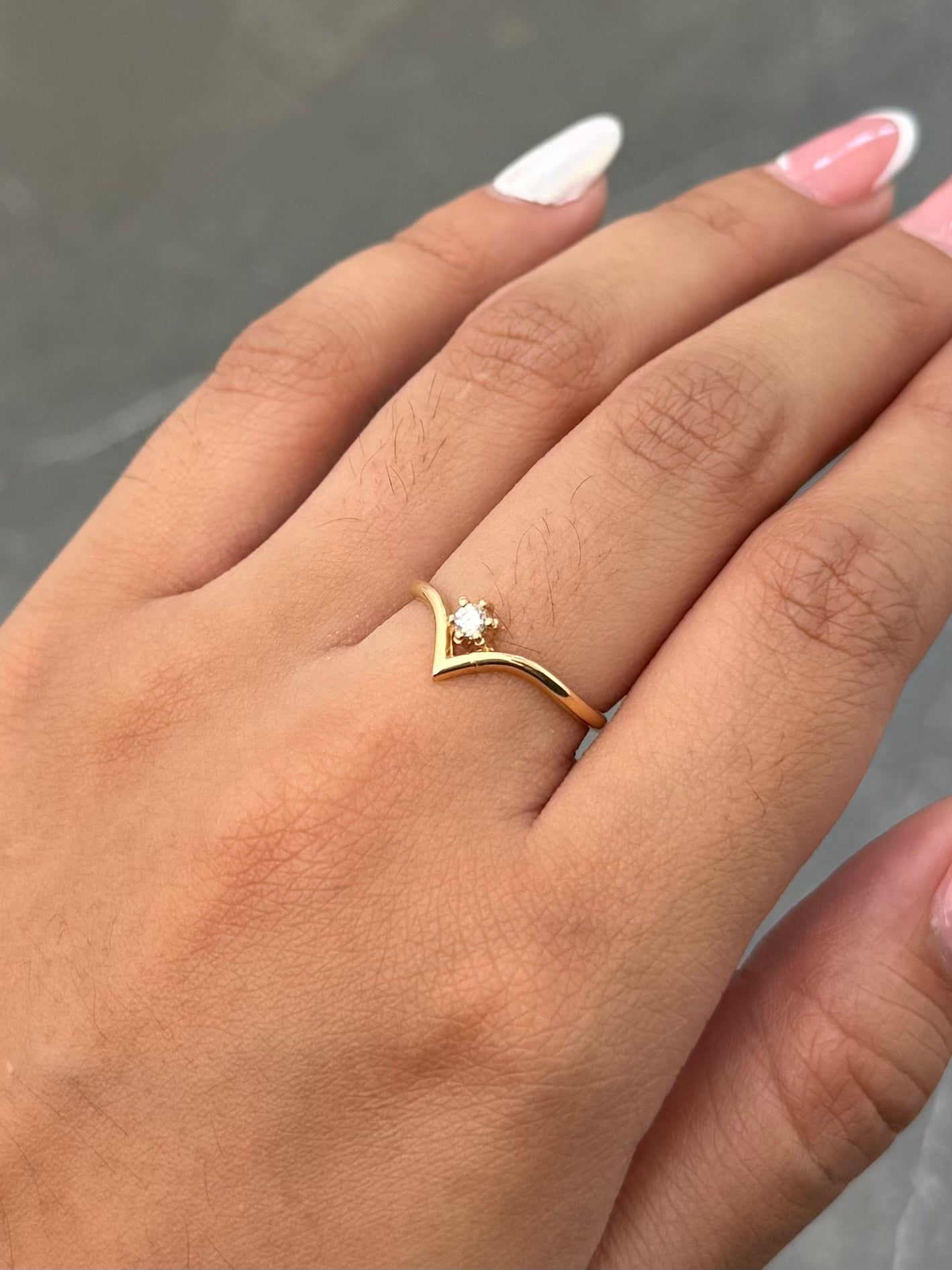 Anillo con 6pts de Diamante Blanco 1.4gr / Talla 6 1/2 — Oro Amarillo