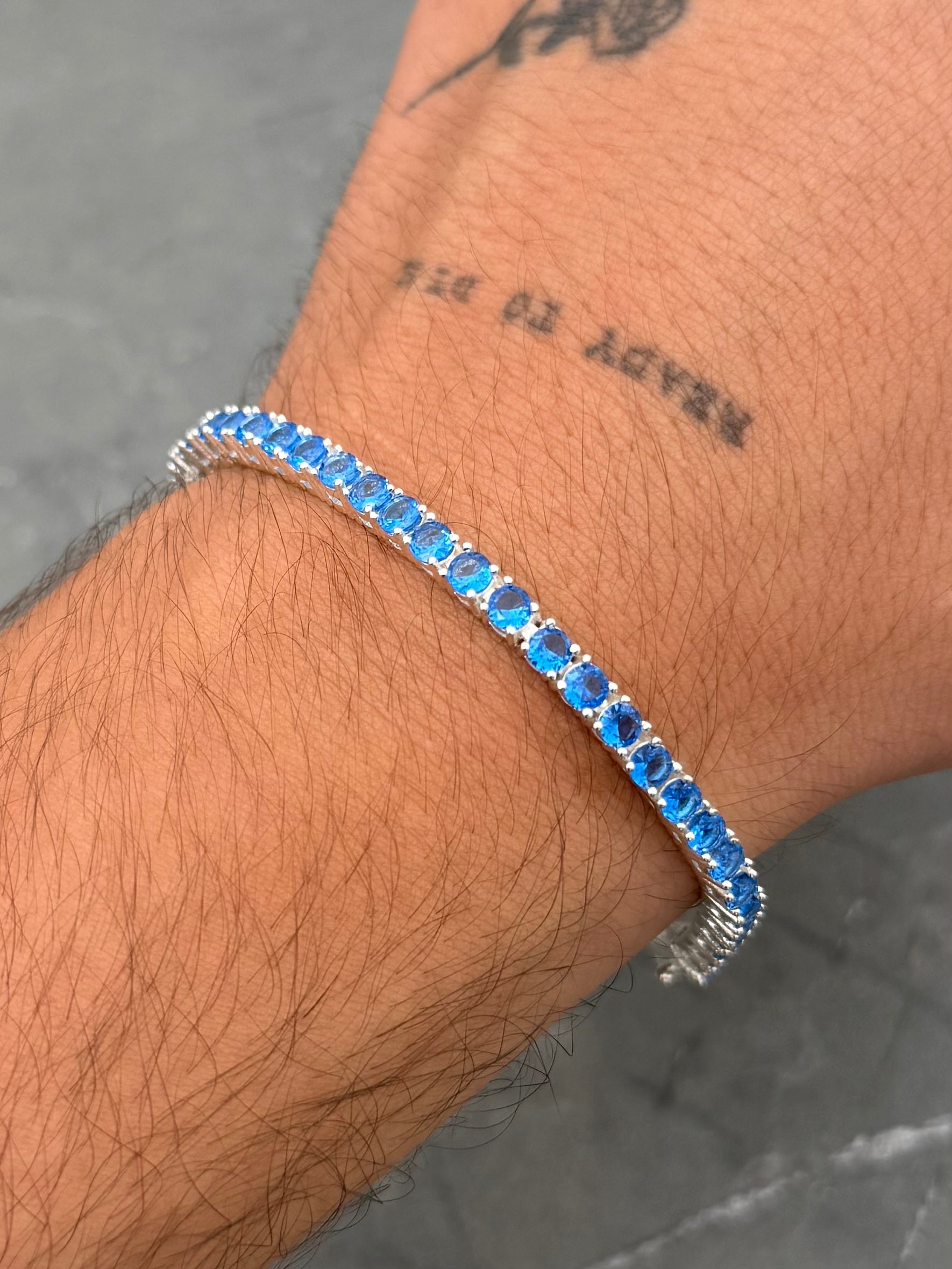 Pulso con Swarovski Azul 14.6gr / 19.5cm / 3.6mm — Plata 925