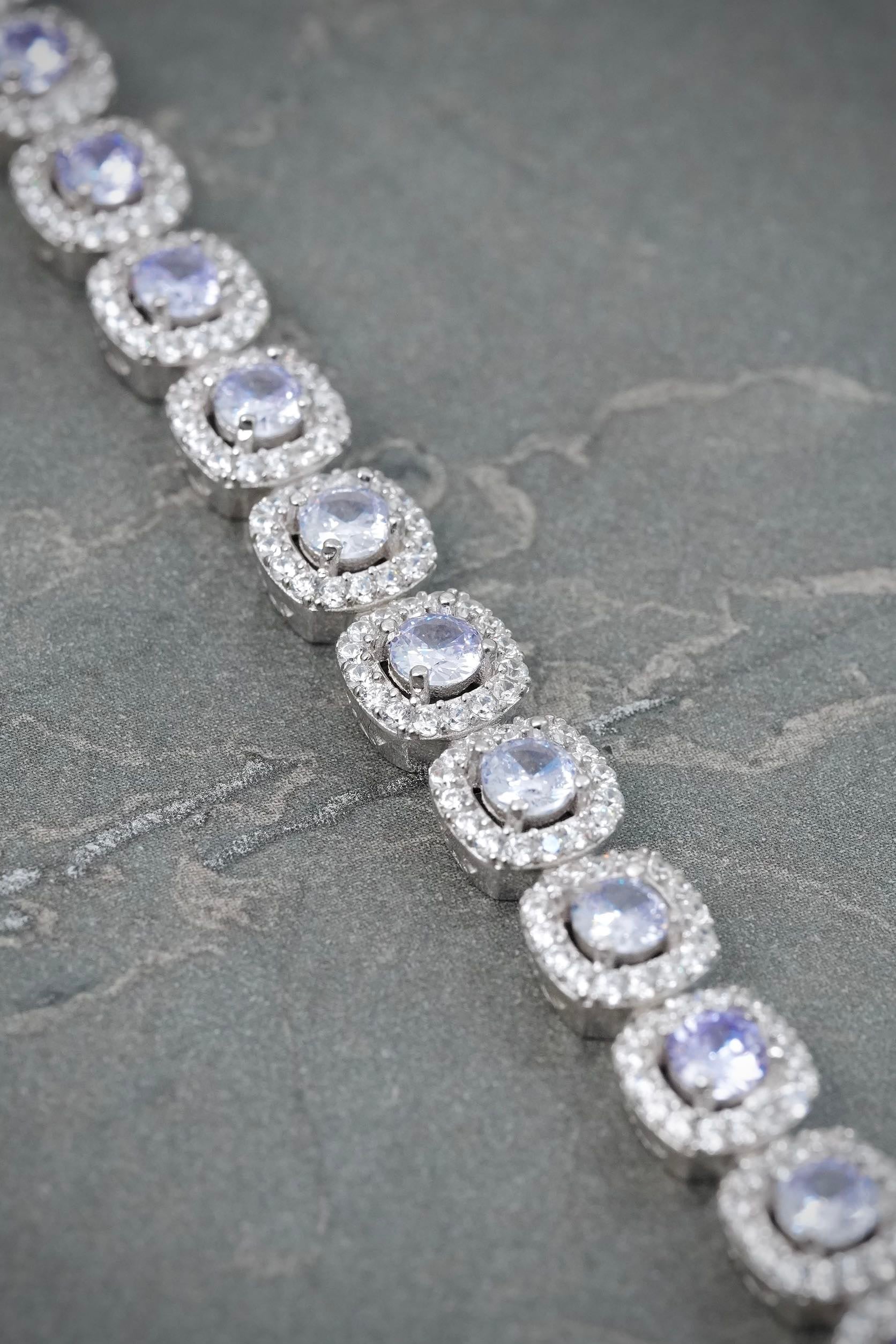 Pulso Tenis con Swarovski Morado y Blanco 19.4gr / 16cm / 7.7mm — Plata 925