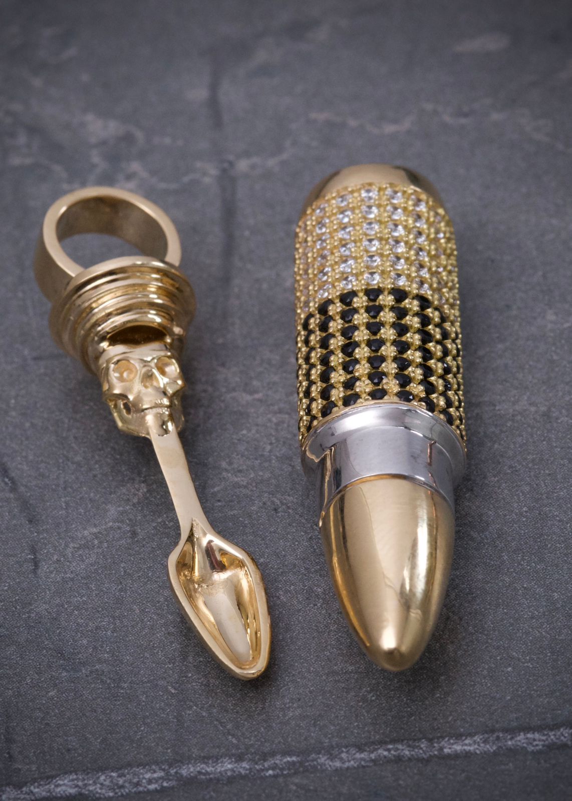 Dije bala 17.35gr / Largo 5.3cm / Dos Oros Nac P