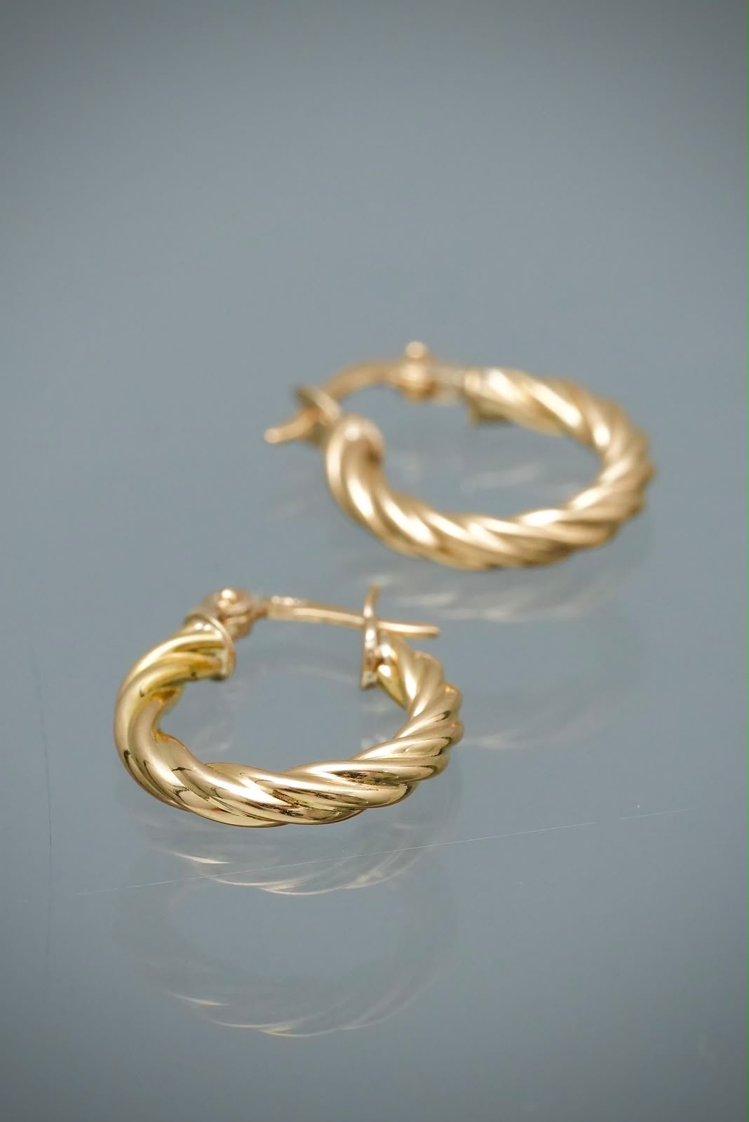 Candongas Entorchadas 1.4gr / 1.6cm / 2.4mm — Oro Amarillo