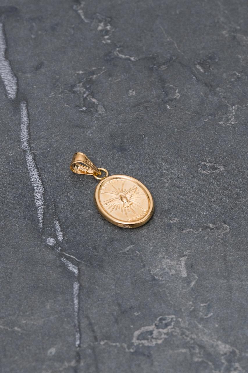 Dije espiritu santo 0.85gr / Largo 2.4cm / Oro Amarillo Nac B