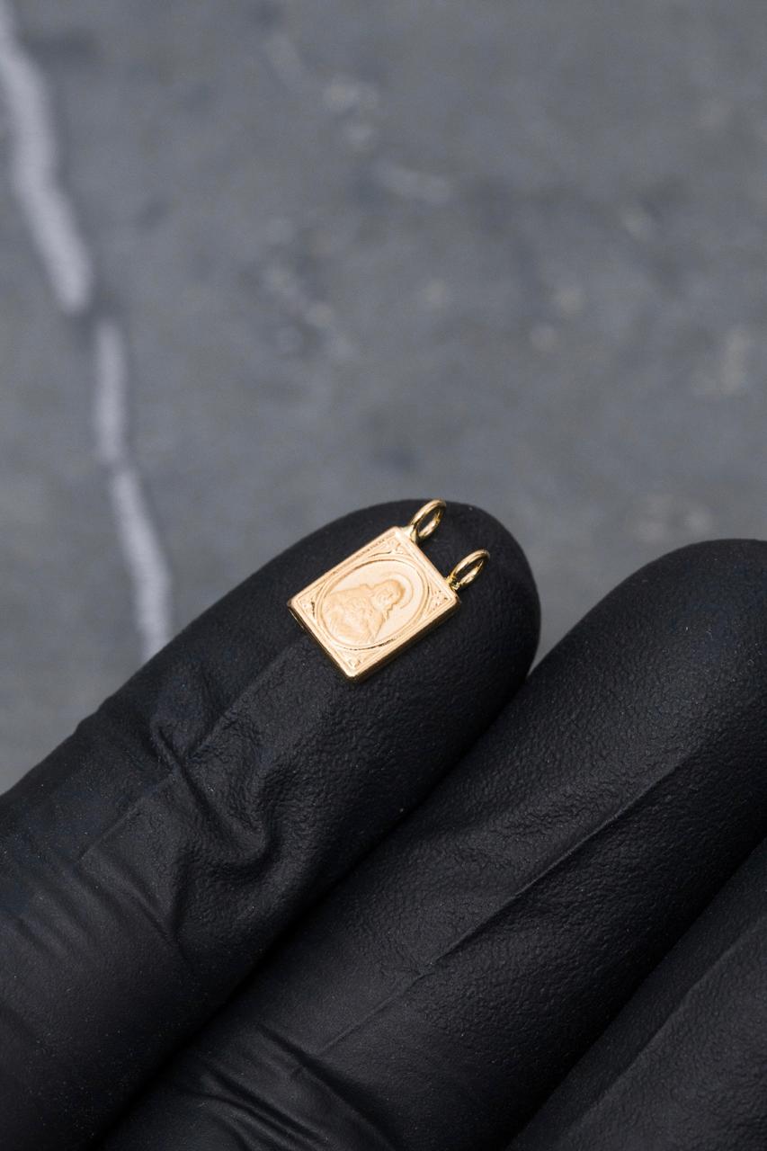 Herraje virgen deL carmen 0.35gr / Largo 0.6cm / Oro Amarillo Nac M