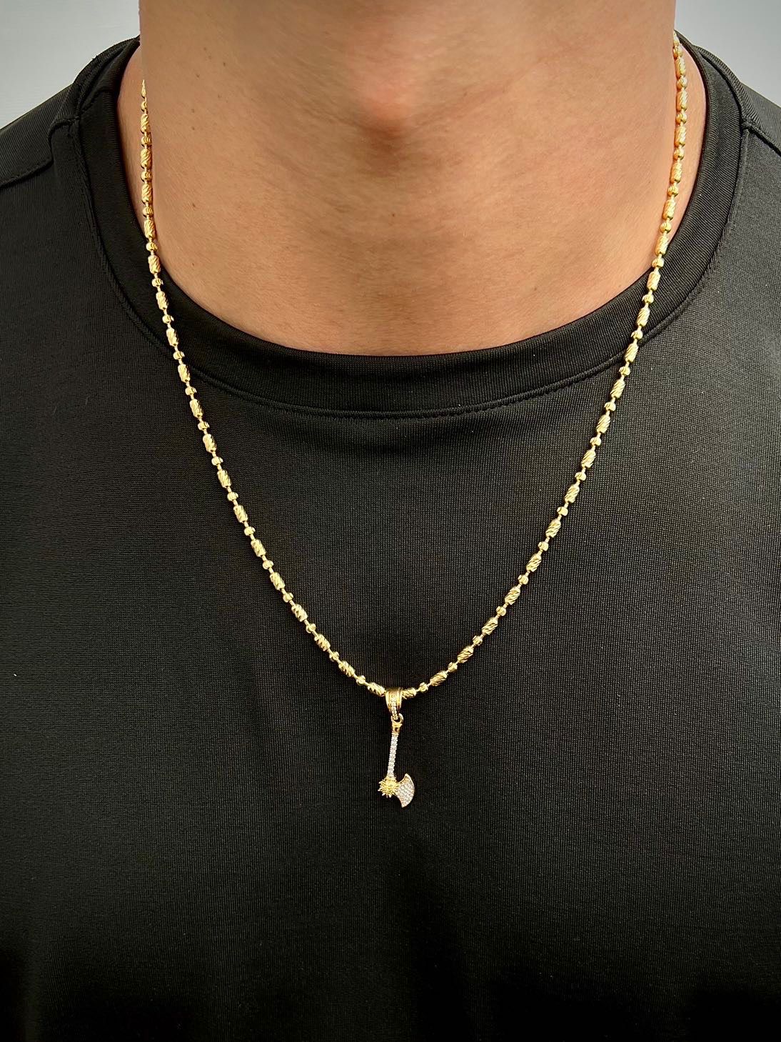 Dije hacha con swarovski blanco 2.7gr / Largo 3.5cm — Oro Amarillo