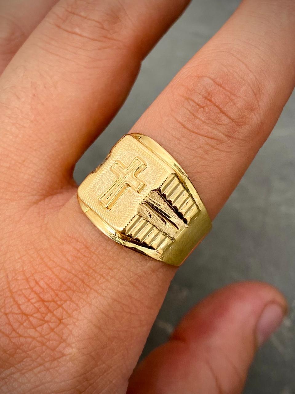 Anillo Cruz 3.4gr / Talla 10 3/4 / Oro Amarillo Nac B