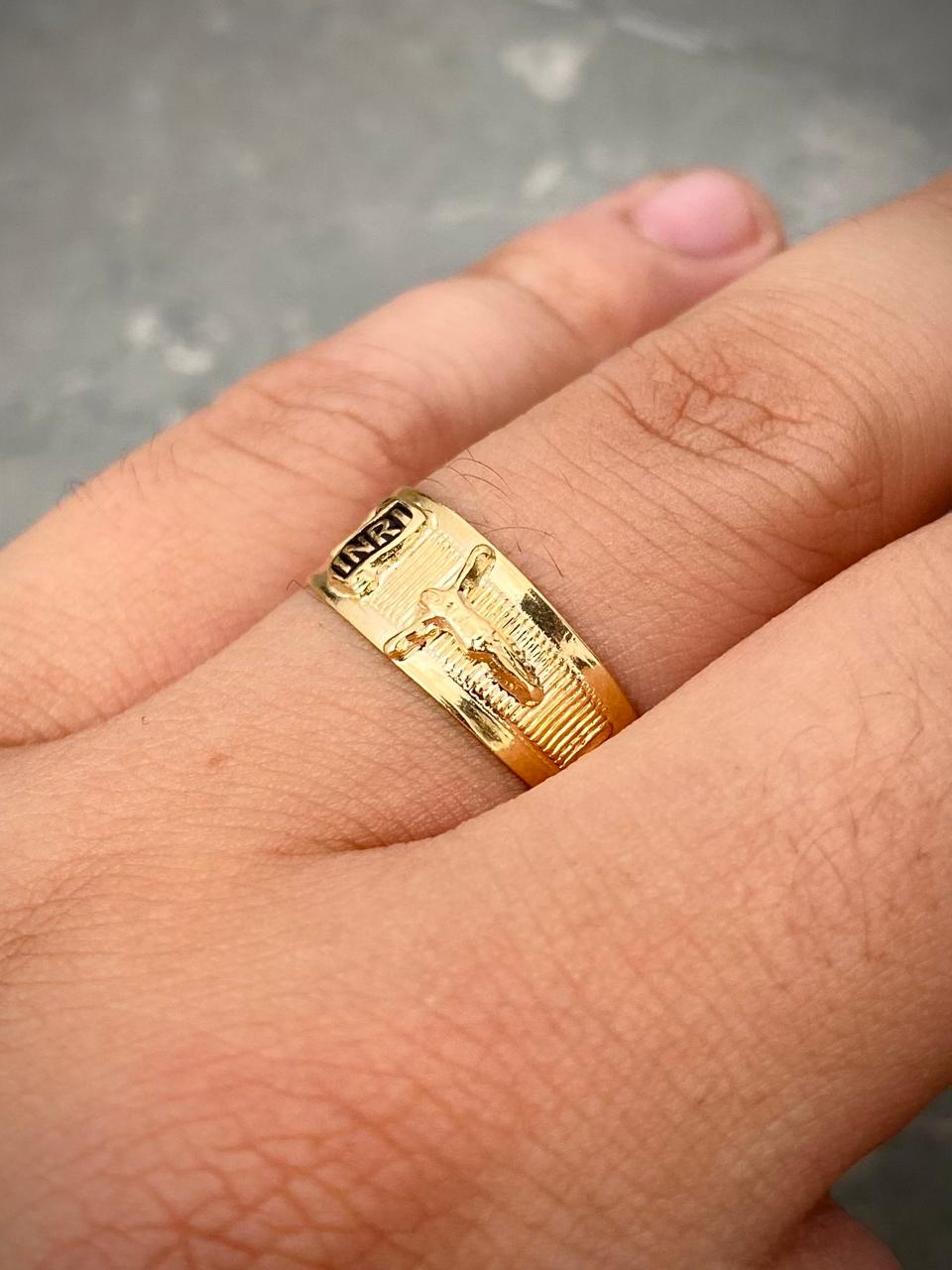 Anillo Cristo 1.75gr / Talla 9 / Oro Amarillo Nac B