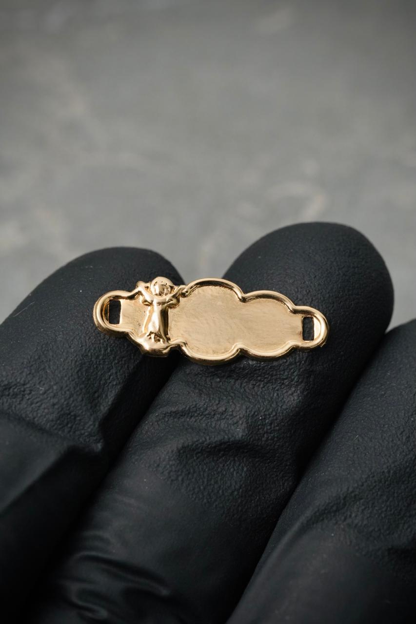 Herraje placa divino niño 0.55gr / Largo 2.2cm — Oro Amarillo