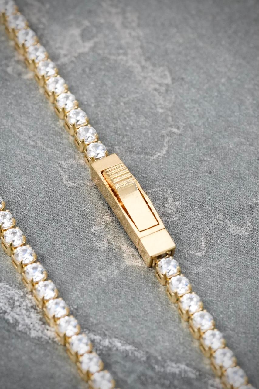 Pulso Tenis con Swarovski Blanco 2.45gr / 17cm / 1.8mm — Oro Amarillo