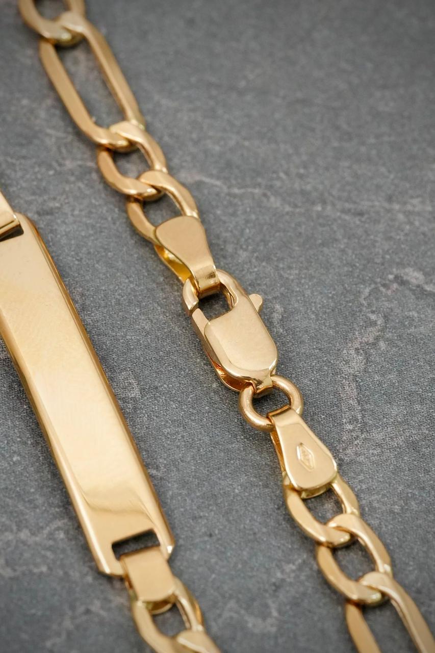 Pulso Figaro con Placa 4gr / 20cm / 5mm — Oro Amarillo
