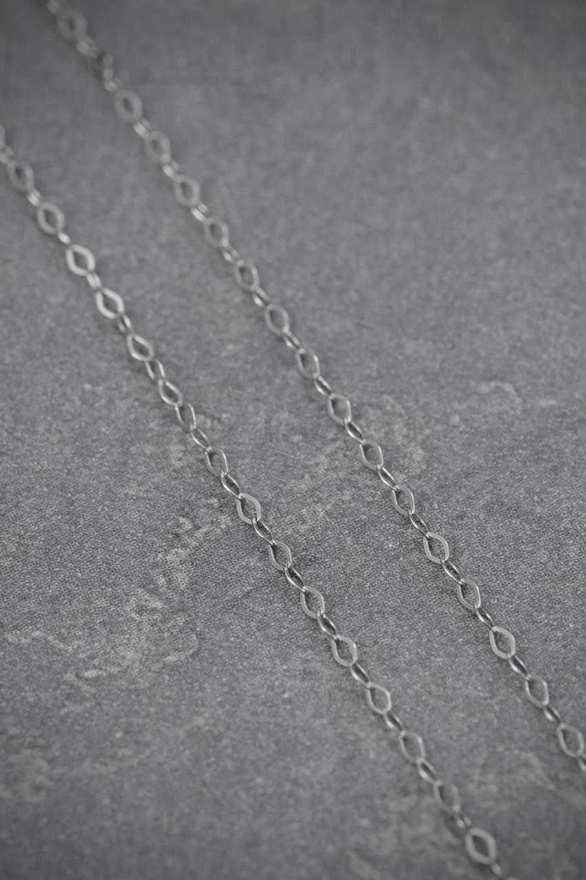 Cadena Aro Seguido 0.6gr / 50cm / 1.2mm — Oro Blanco