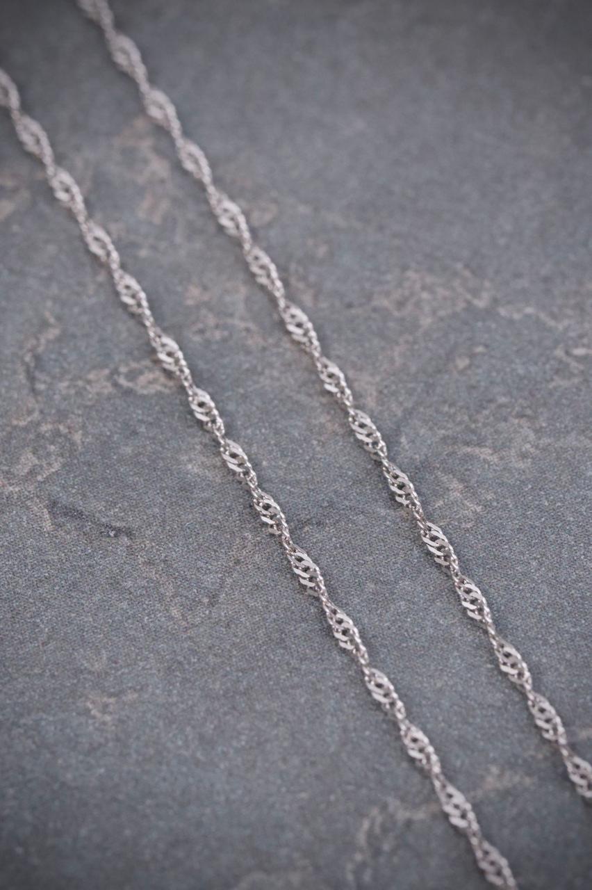 Cadena Singapur 0.9gr / 40cm / 1mm — Oro Blanco