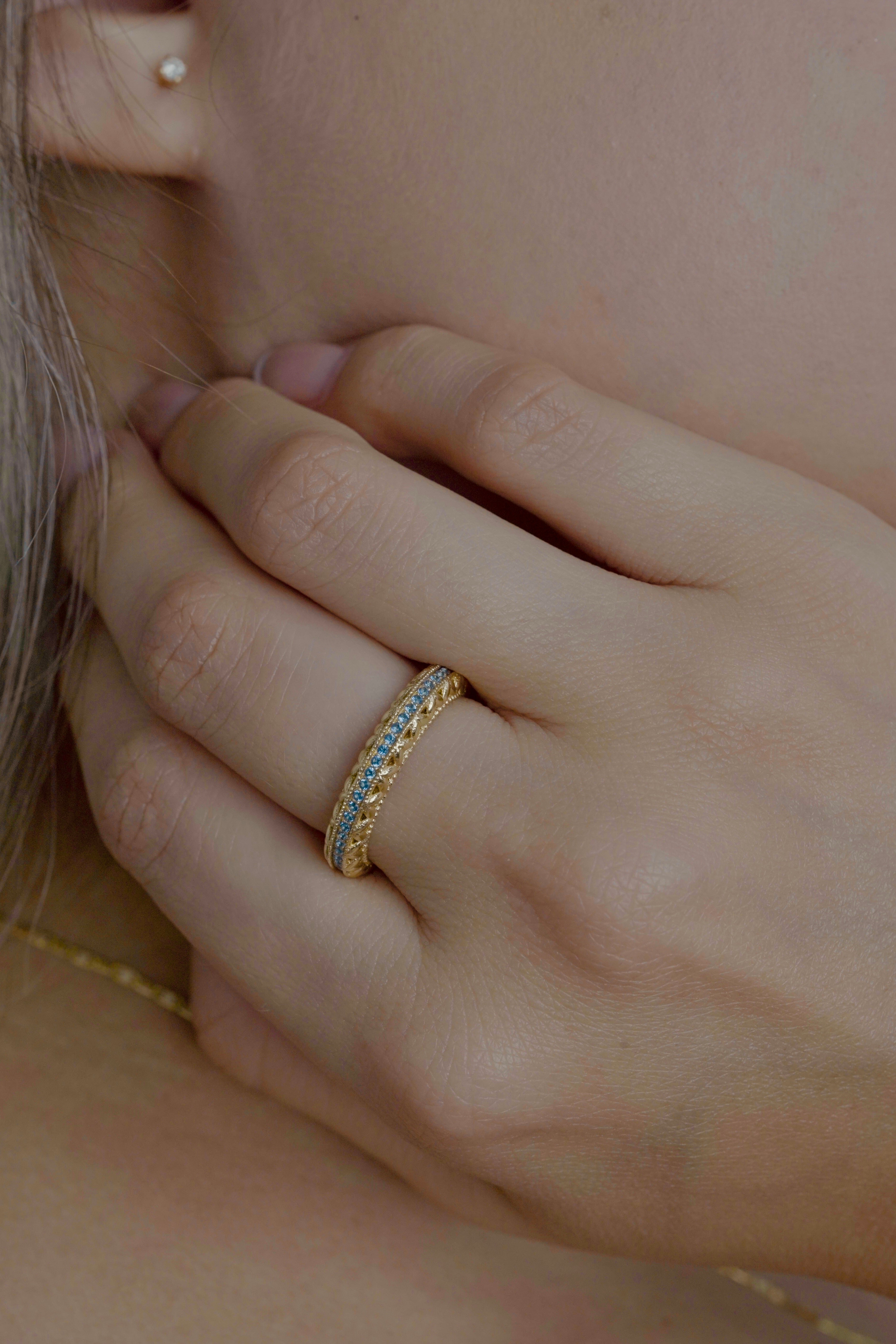 Anillo sin fin 4.45gr / Talla 6 1/4 Oro Amarillo Nac M